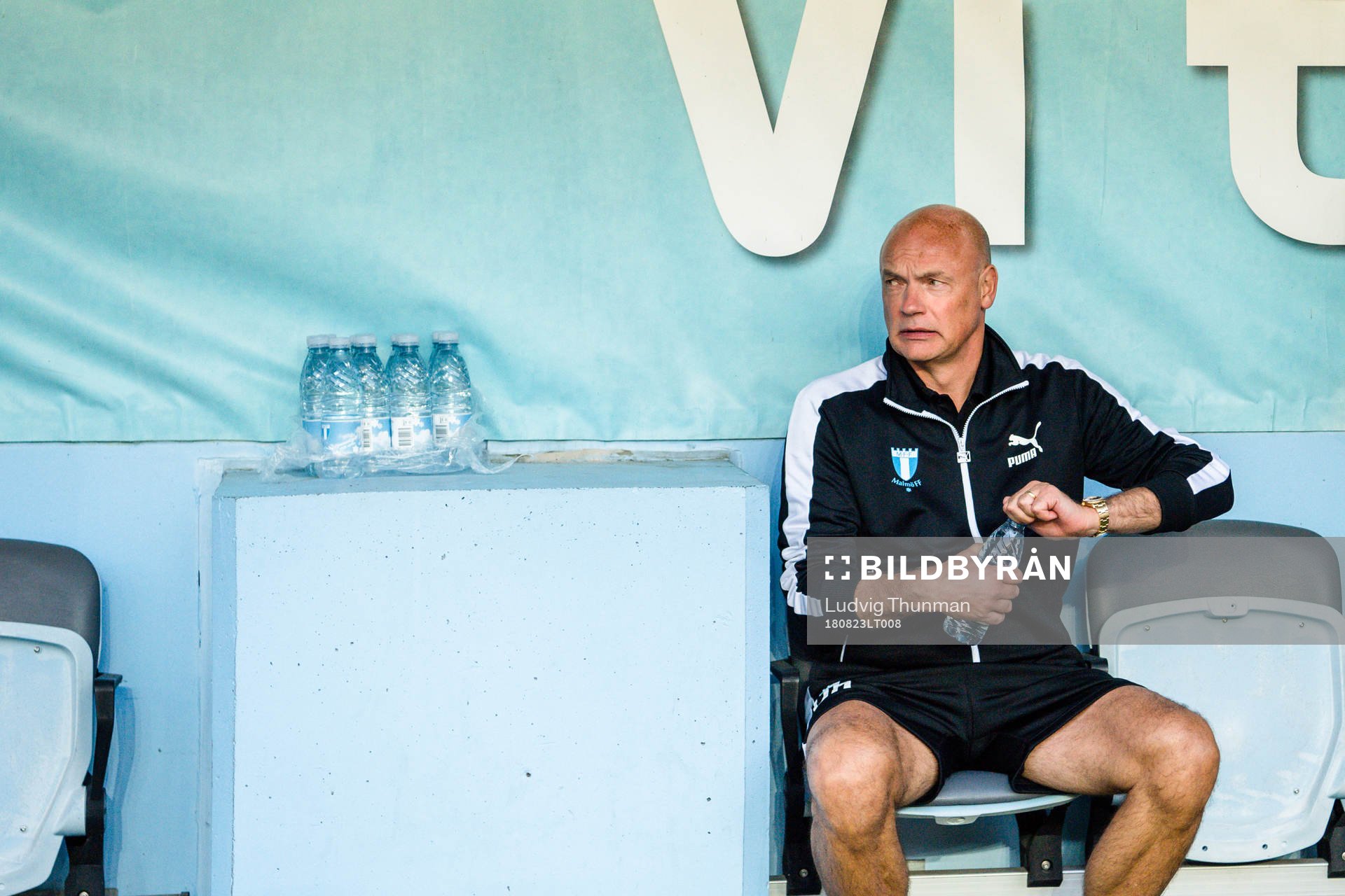 head coach Uwe Rösler of Malmö FF prior  the UEFA Europa