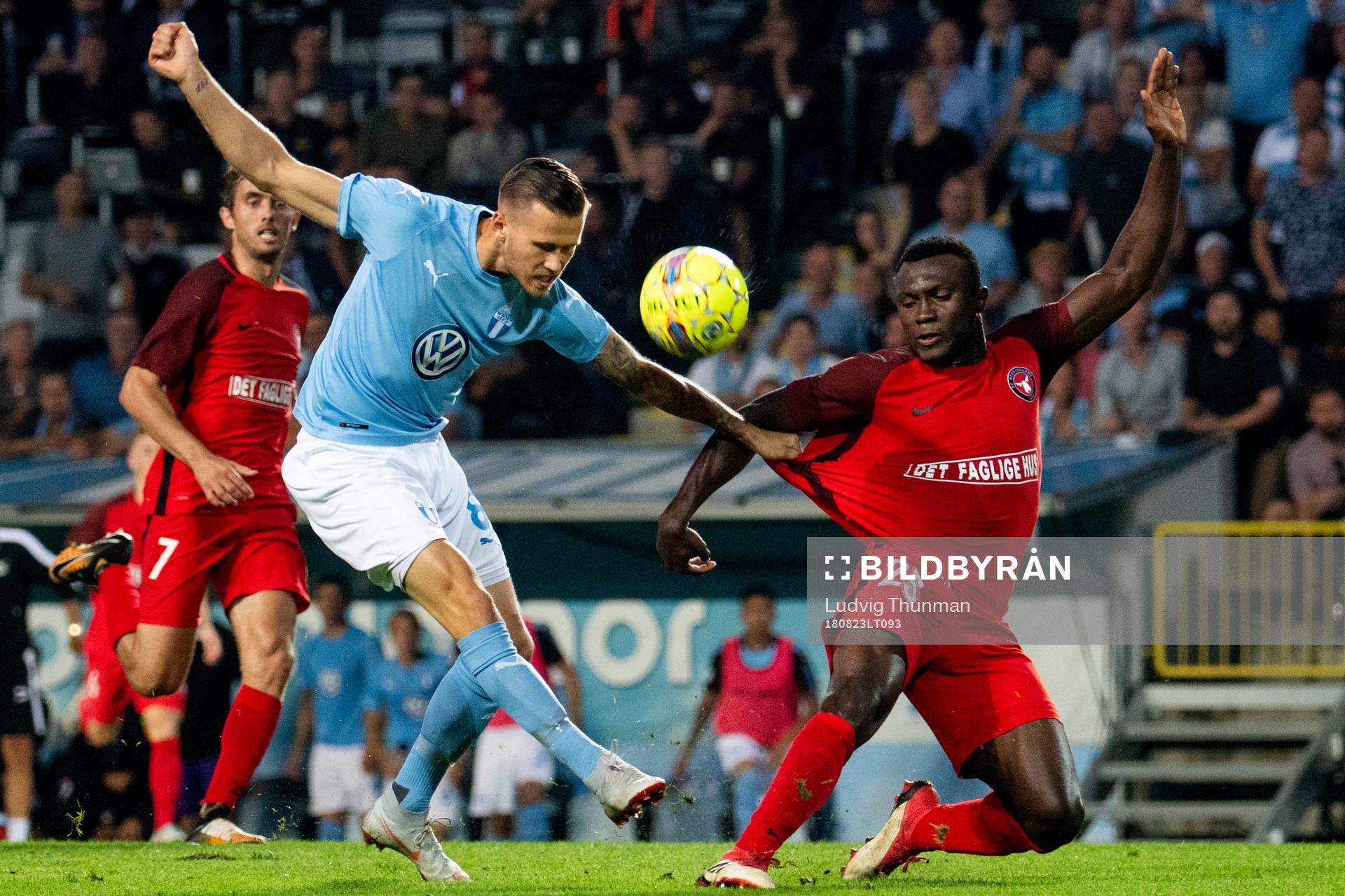 Arnór Ingvi Traustason of Malmö FF and Bubacarr Sanneh of
