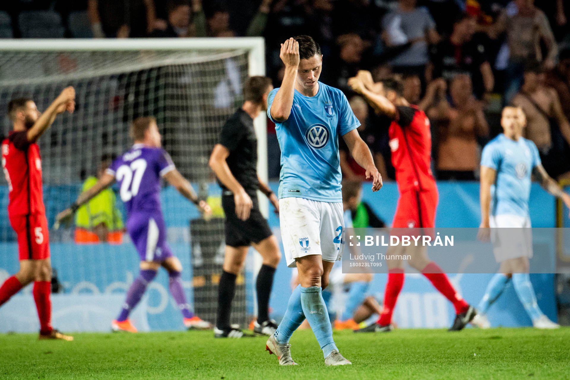 Marcus Antonsson of Malmö FF looks dejected