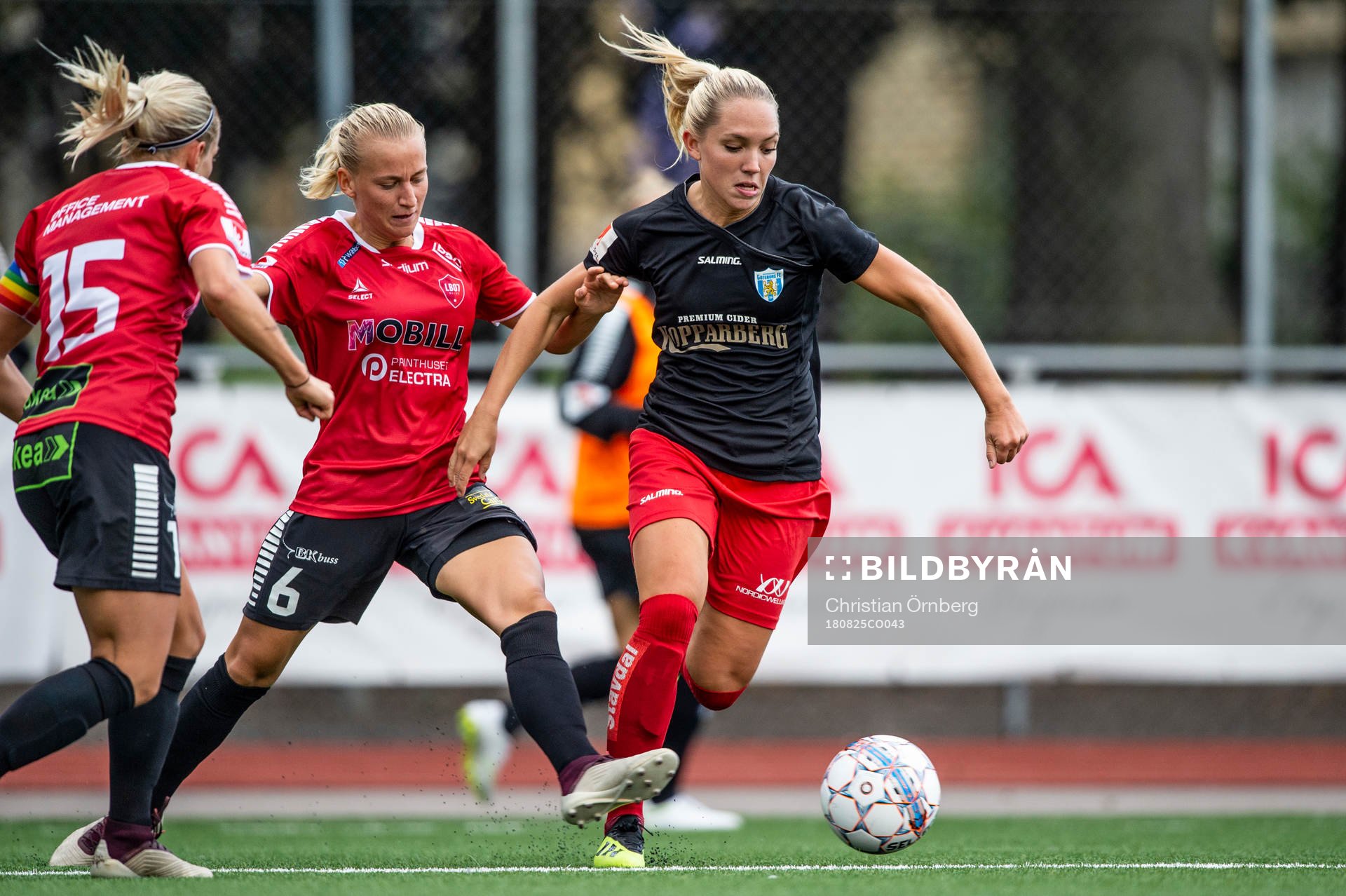 Göteborgs Elin Rubensson mot Limhamn Bunkeflos Mia Persson