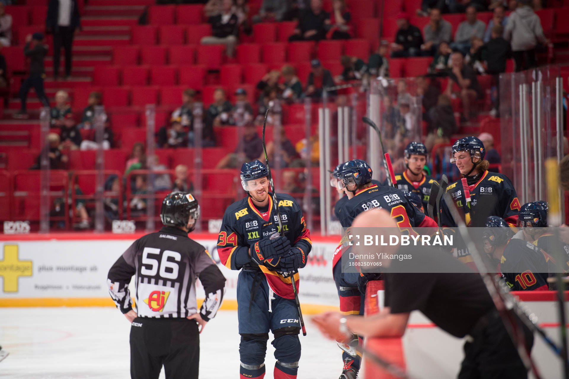 under välgörenhetsturneringen All Star Tournament mellan