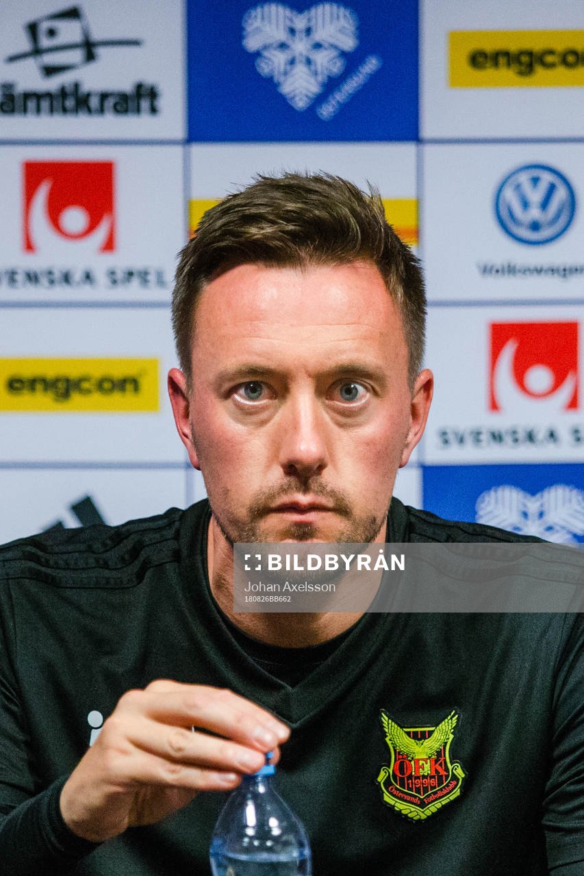 Östersunds tränare Ian Burchnall