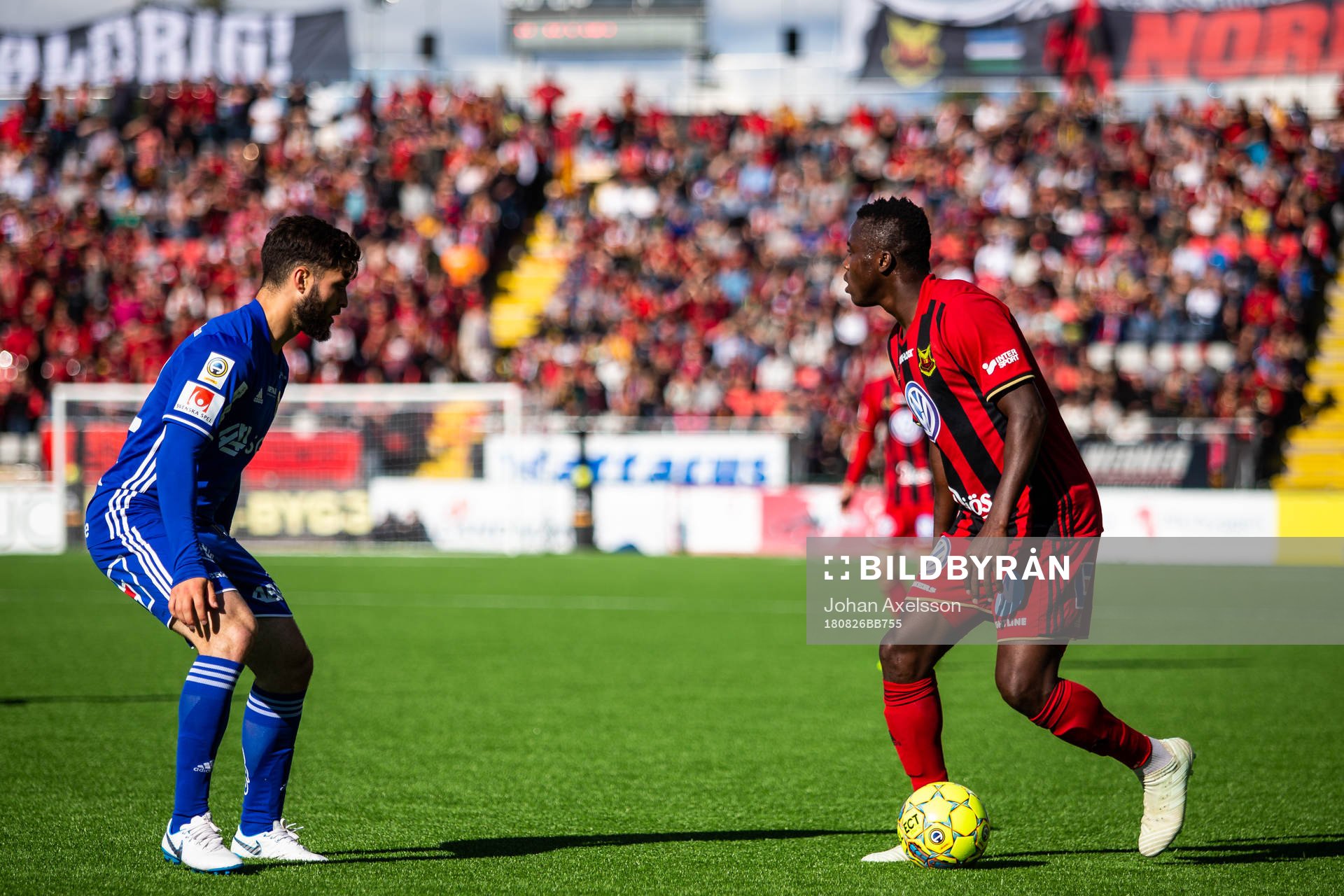 Sundsvalls Carlos Garcia och Östersunds Patrick Kpozo