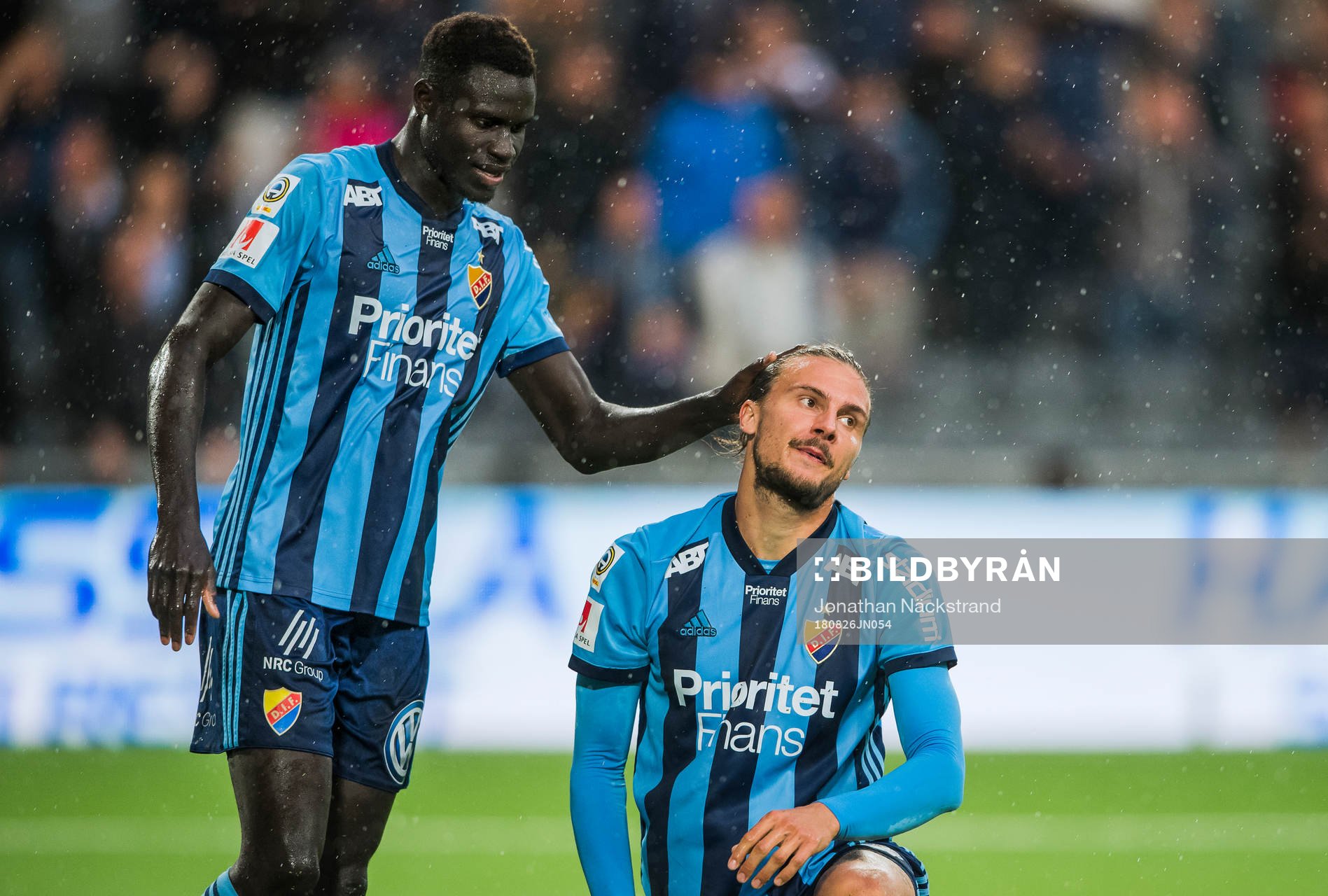 Djurgårdens Erik Johansson och Aliou Badji deppar
