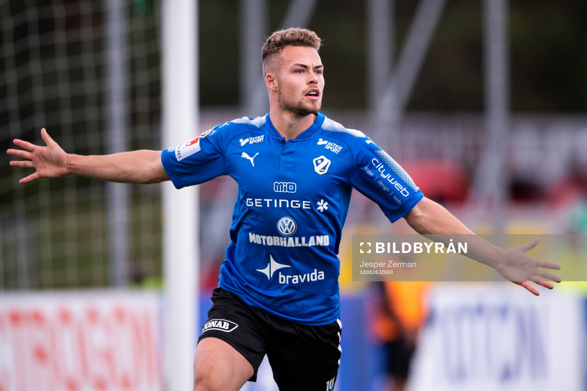 Halmstads Gabriel Gudmundsson jublar