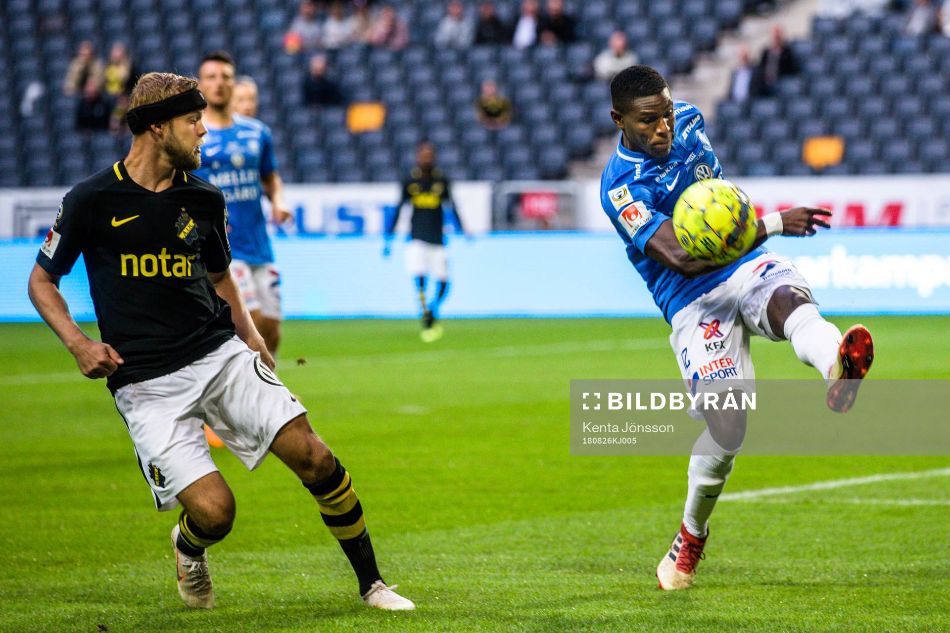 s Daniel Sundgren och Trelleborgs Kofi Sarkodie