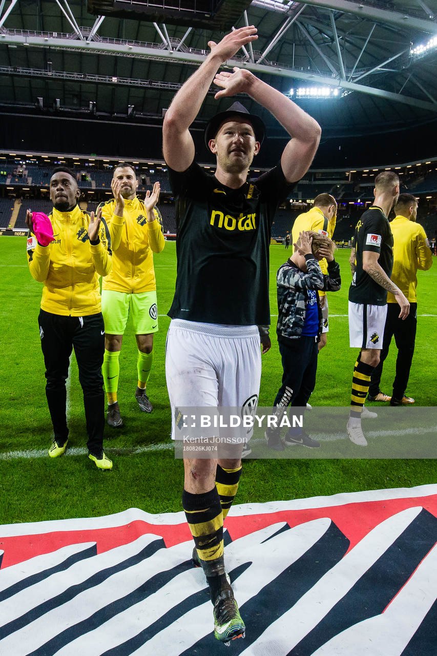 s Robin Jansson jublar