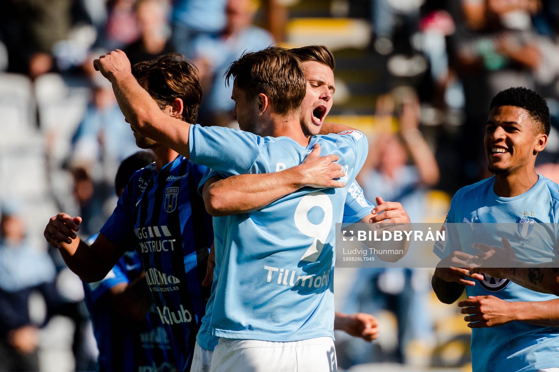Malmö FFs Marcus Antonsson jublar med Markus Rosenberg
