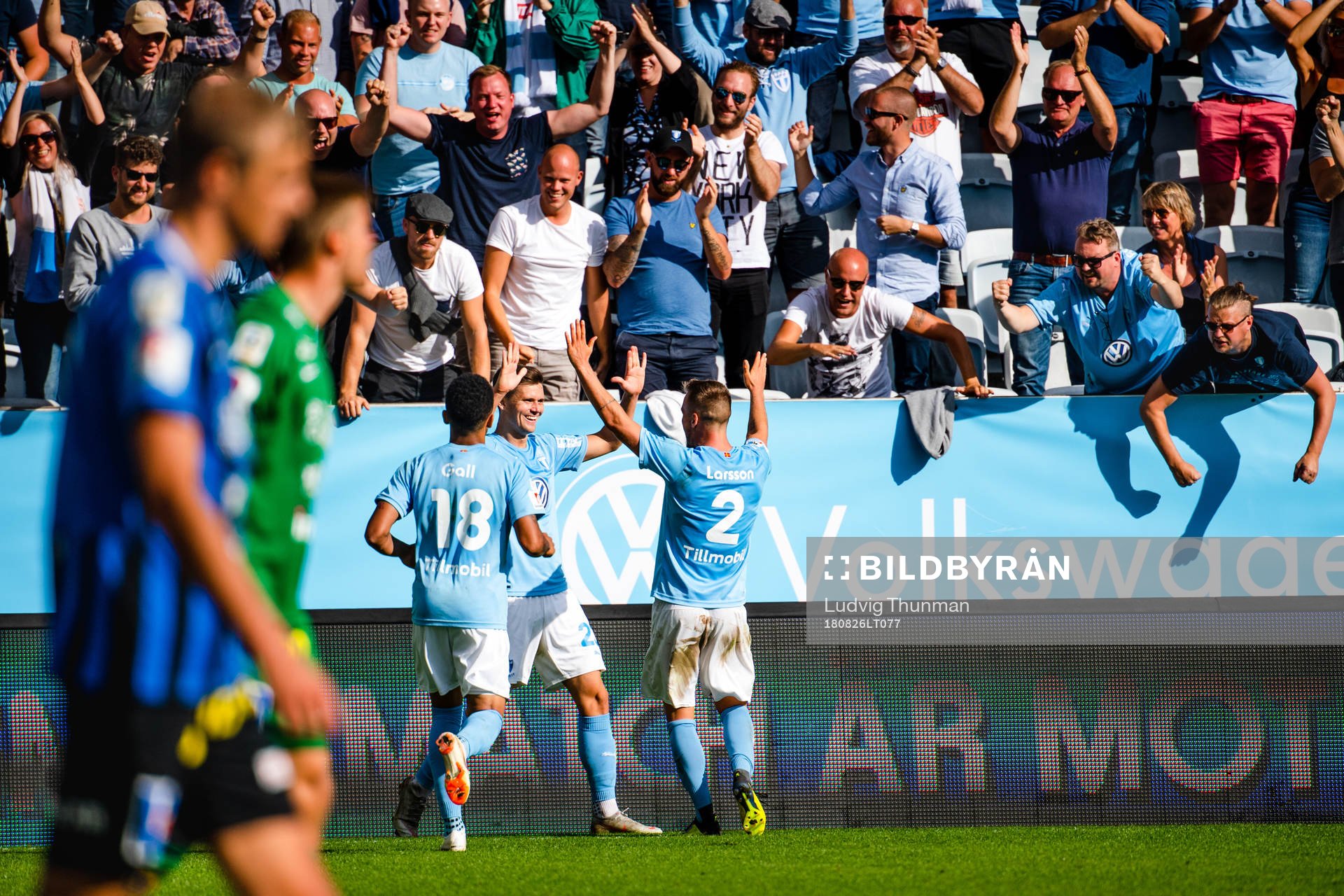 Malmö FFs Romain Gall och Eric Larsson jublar med Marcus