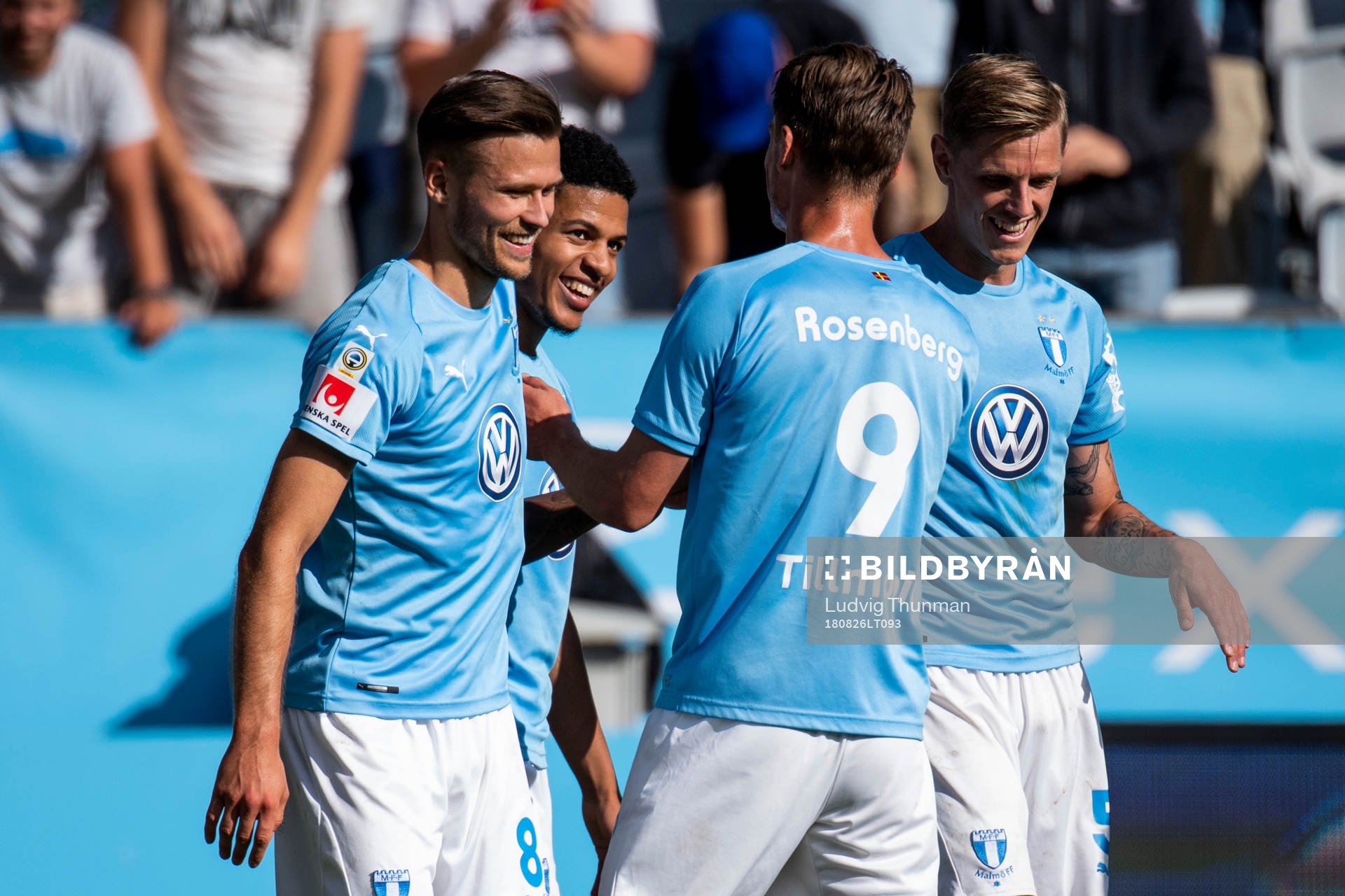 Malmö FFs Romain Gall jublar med lagkamraterna