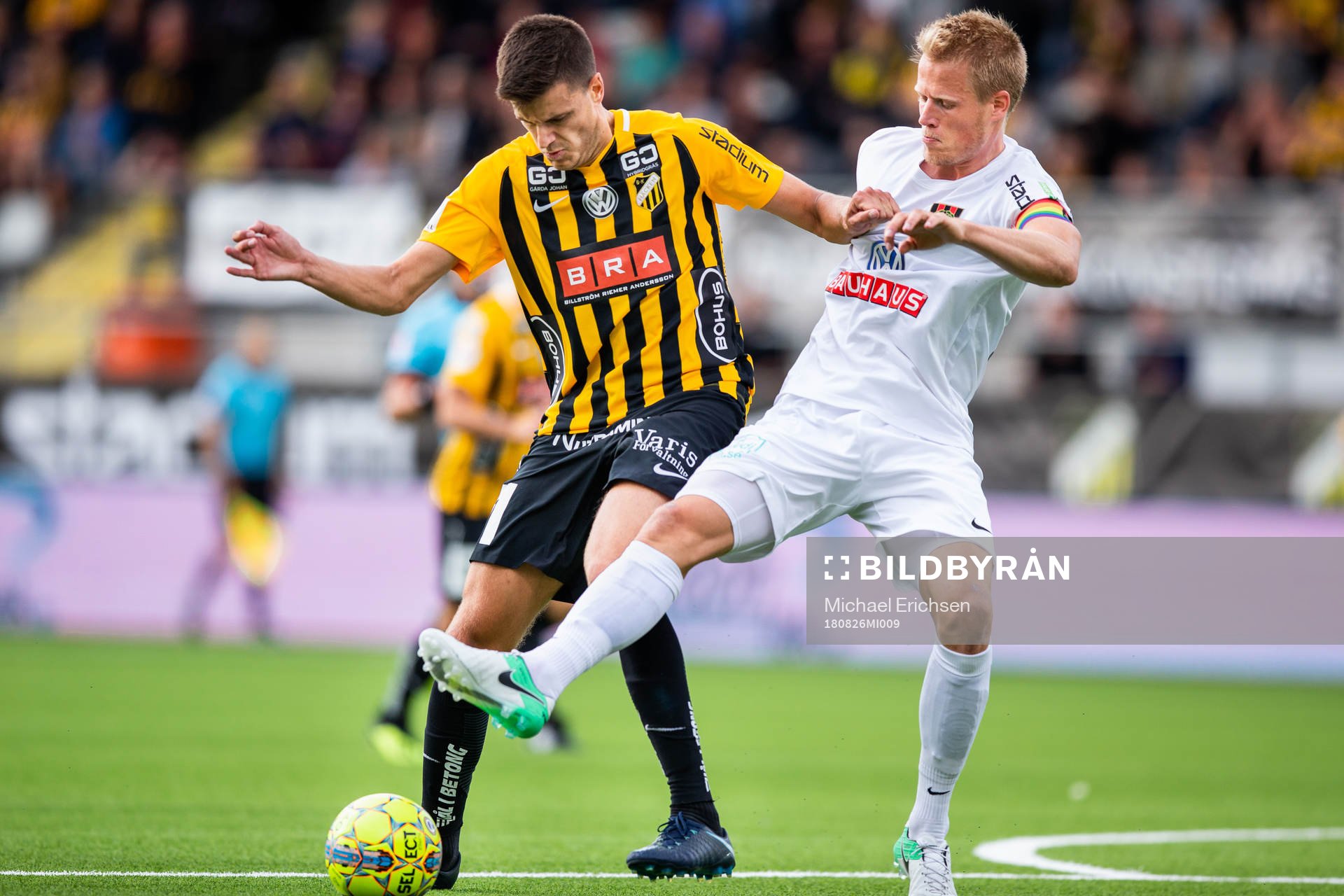 Häckens Alexander Jeremejeff och Brommapojkarnas Martin