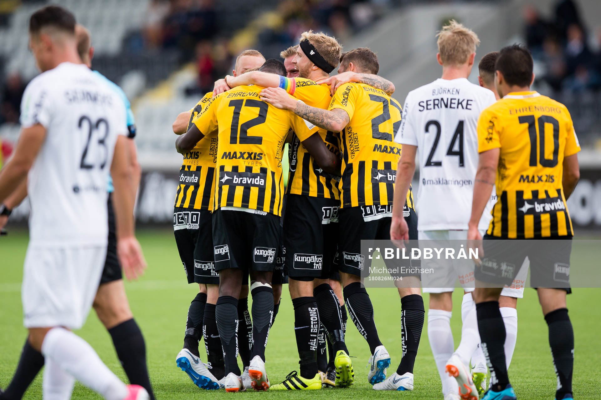 Häckens Erik Friberg firar 4-0 med lagkamrater under fotbollsmatchen i allsvenskan mellan Häcken och Brommapojkarna den 26 augusti 2018 i Göteborg.