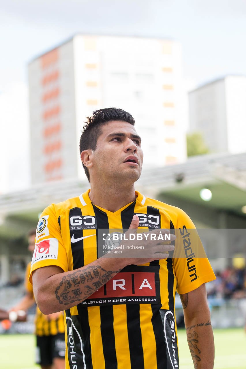 Häckens Paulinho jublar