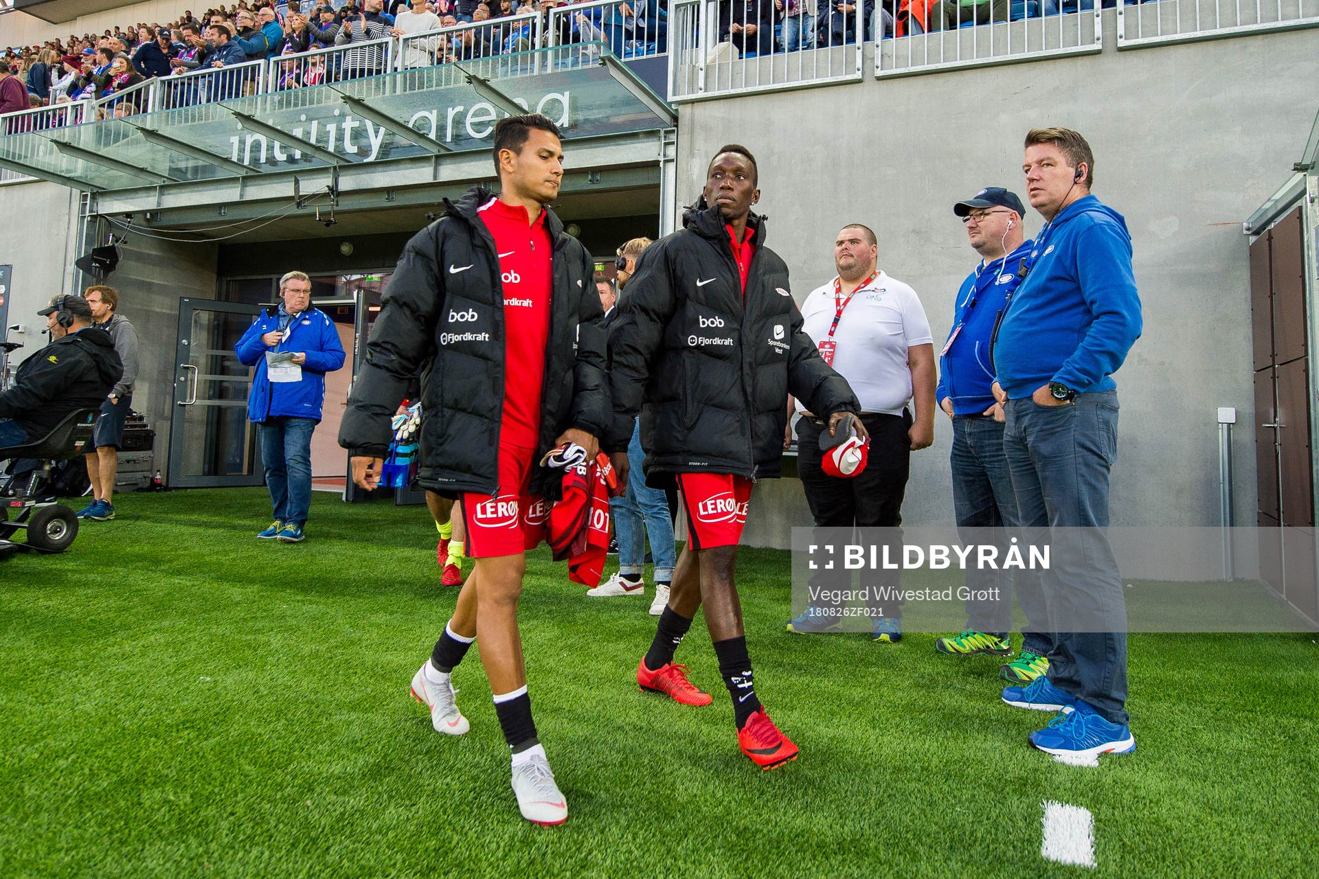 Deyver Vega and Daouda Bamba of Brann
