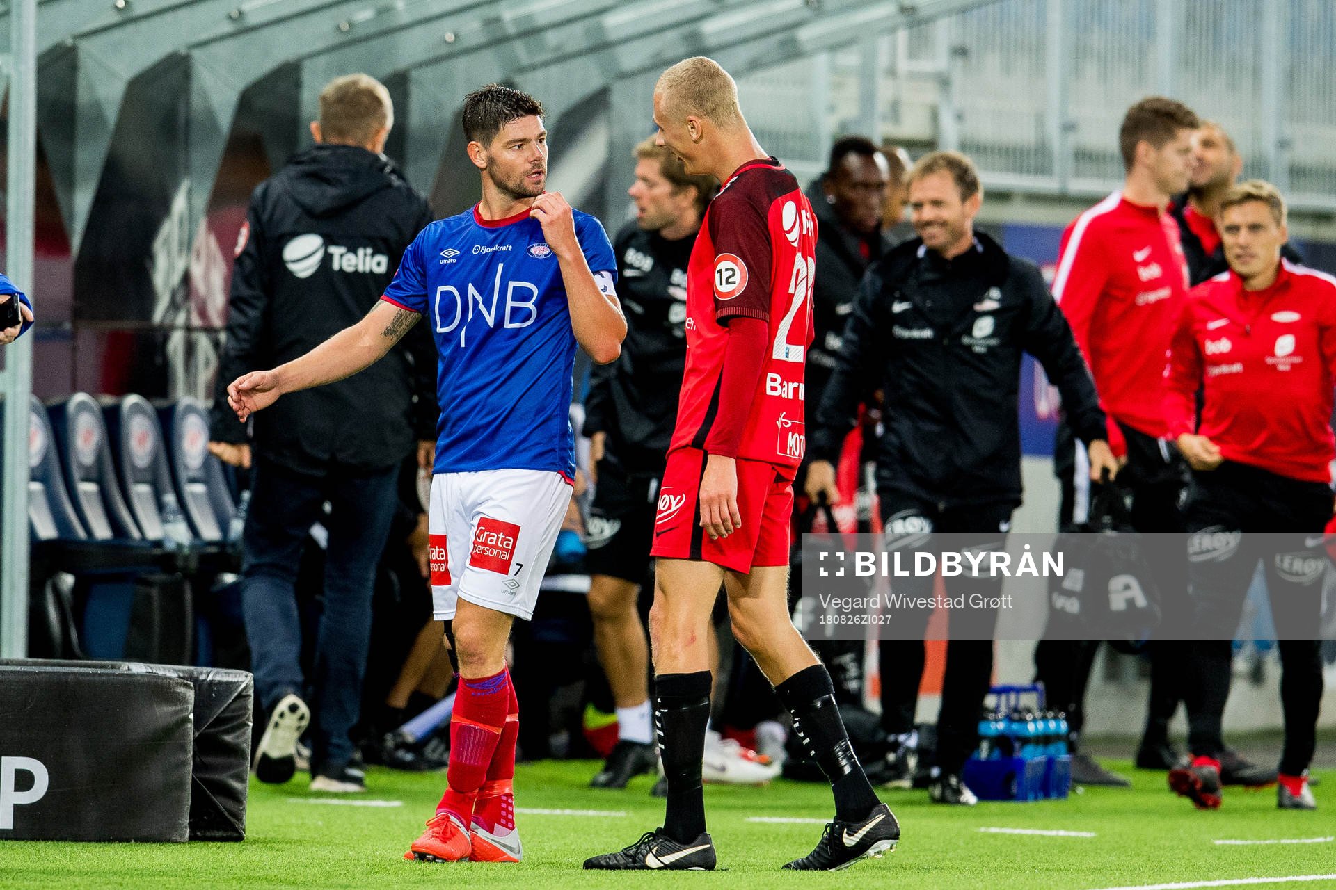 Daniel Fredheim Holm of Vålerenga and Kristoffer Barmen of