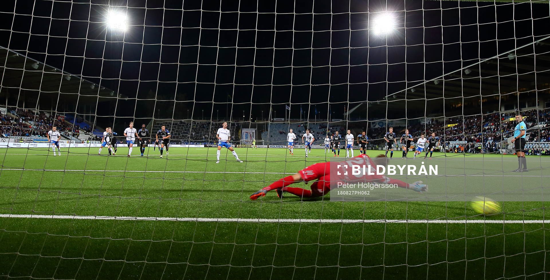 Mål 1-1 på straff av Norrköpings David Moberg Karlsson