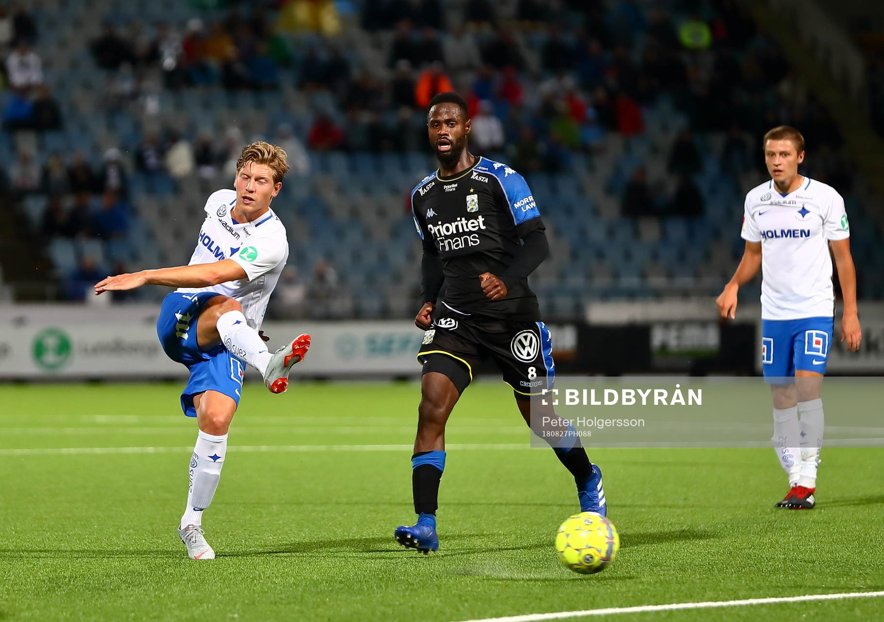 Norrköpings Alexander Fransson  och IFK Göteborgs Vajebah