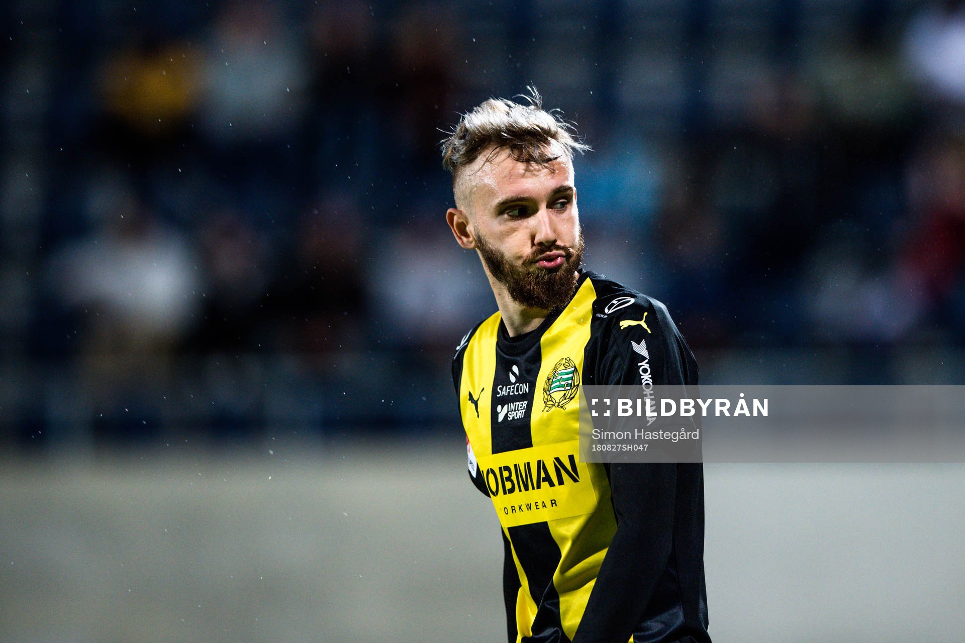 Hammarbys Simon Sandberg deppar