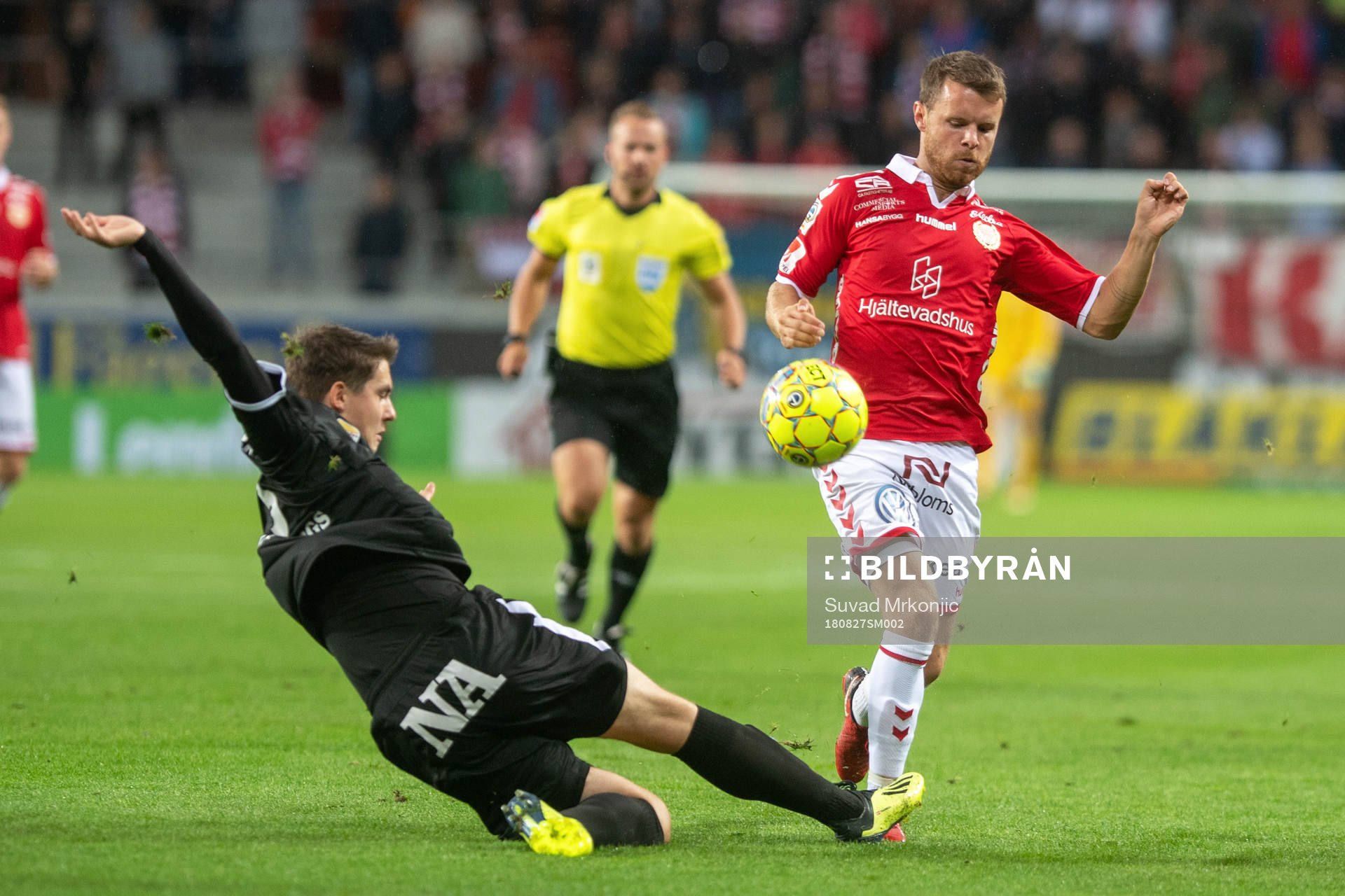 Kalmars Måns Söderqvist och Örebros Viktor Tranberg nder