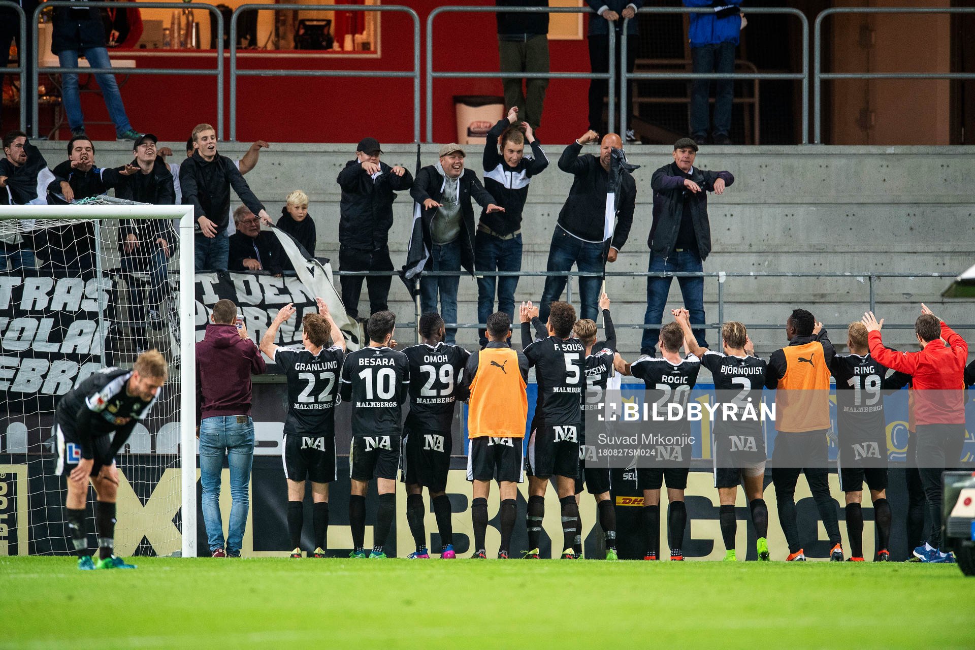 Örebrospelarna jublar