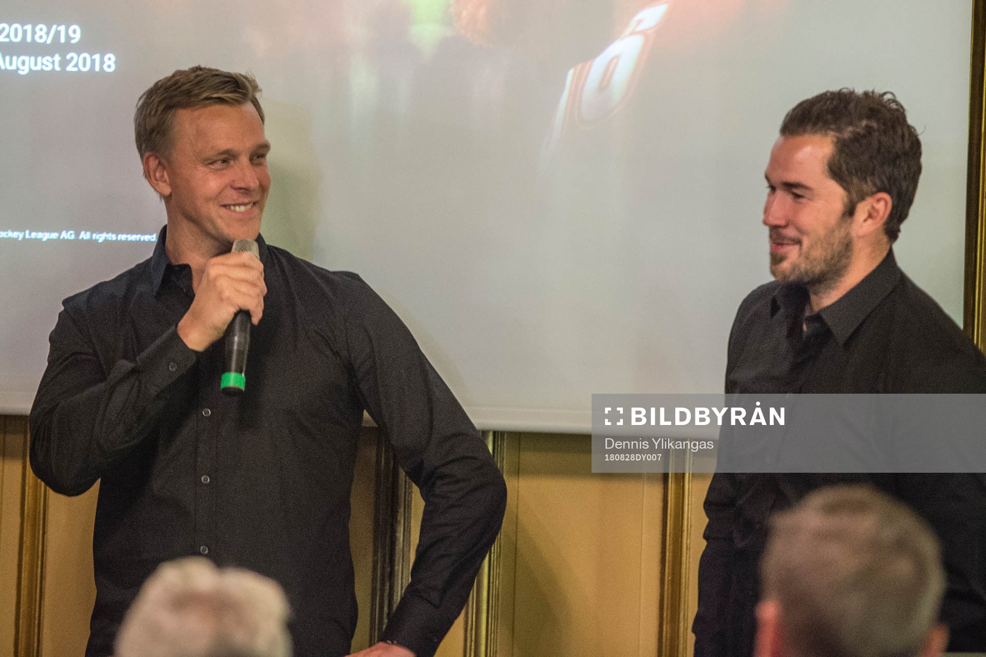 Skellefteå AIK's assisterande tränare Bert Robertsson och