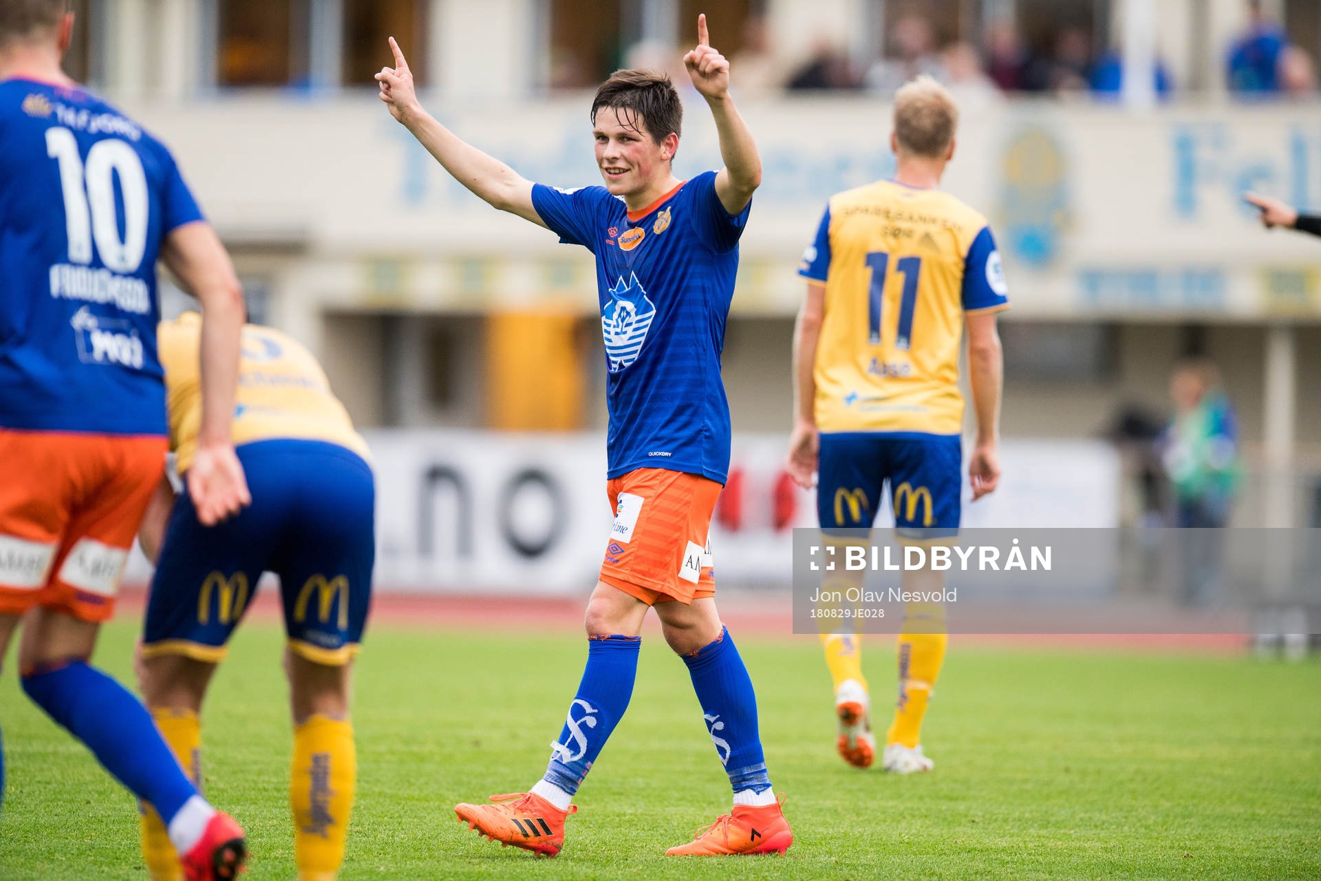 Sondre Fet of Aalesund celebrates the 0-3 goal