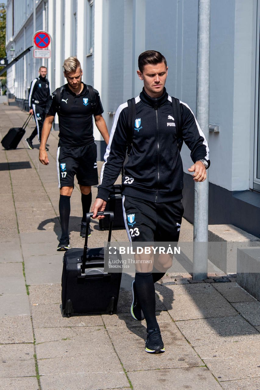 Rasmus Bengtsson and Marcus Antonsson of Malmö FF arrive