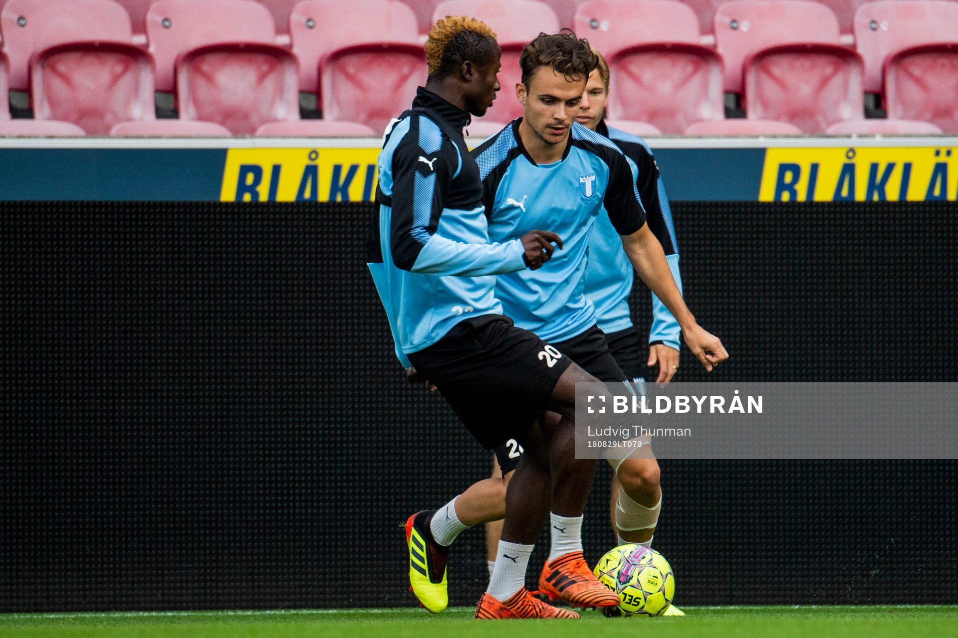 Bonke Innocent and Andreas Vindheim of Malmö FF