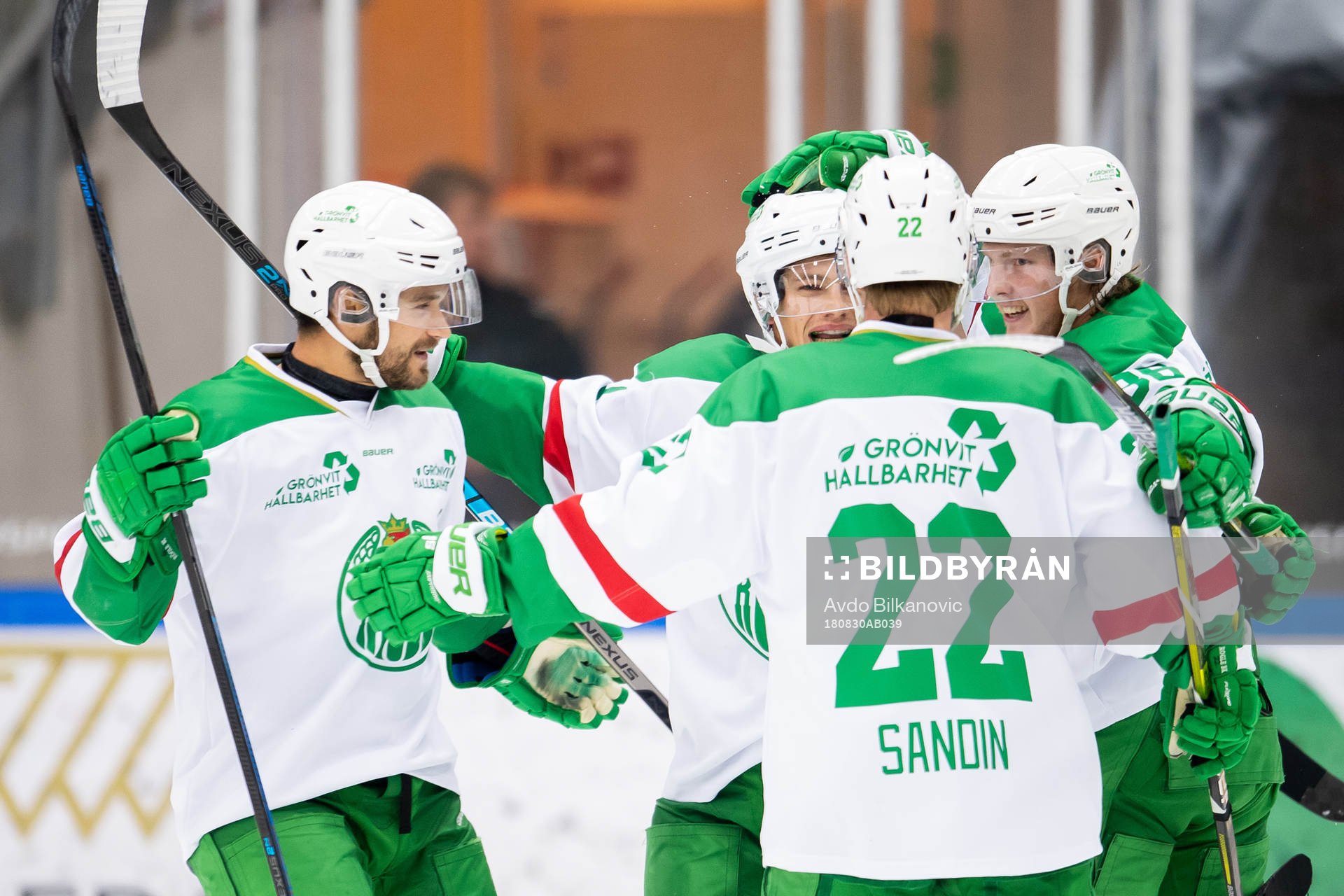 Rögles Leon Bristedt och Erik Andersson jublar