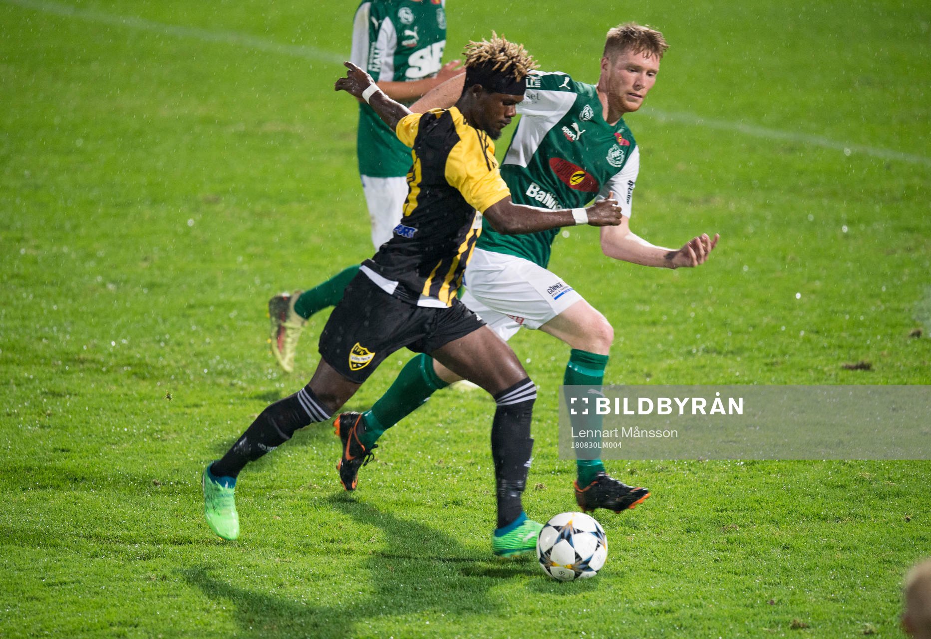 IFK Hässleholms Nathaniel Tongovula i matchen i division 2