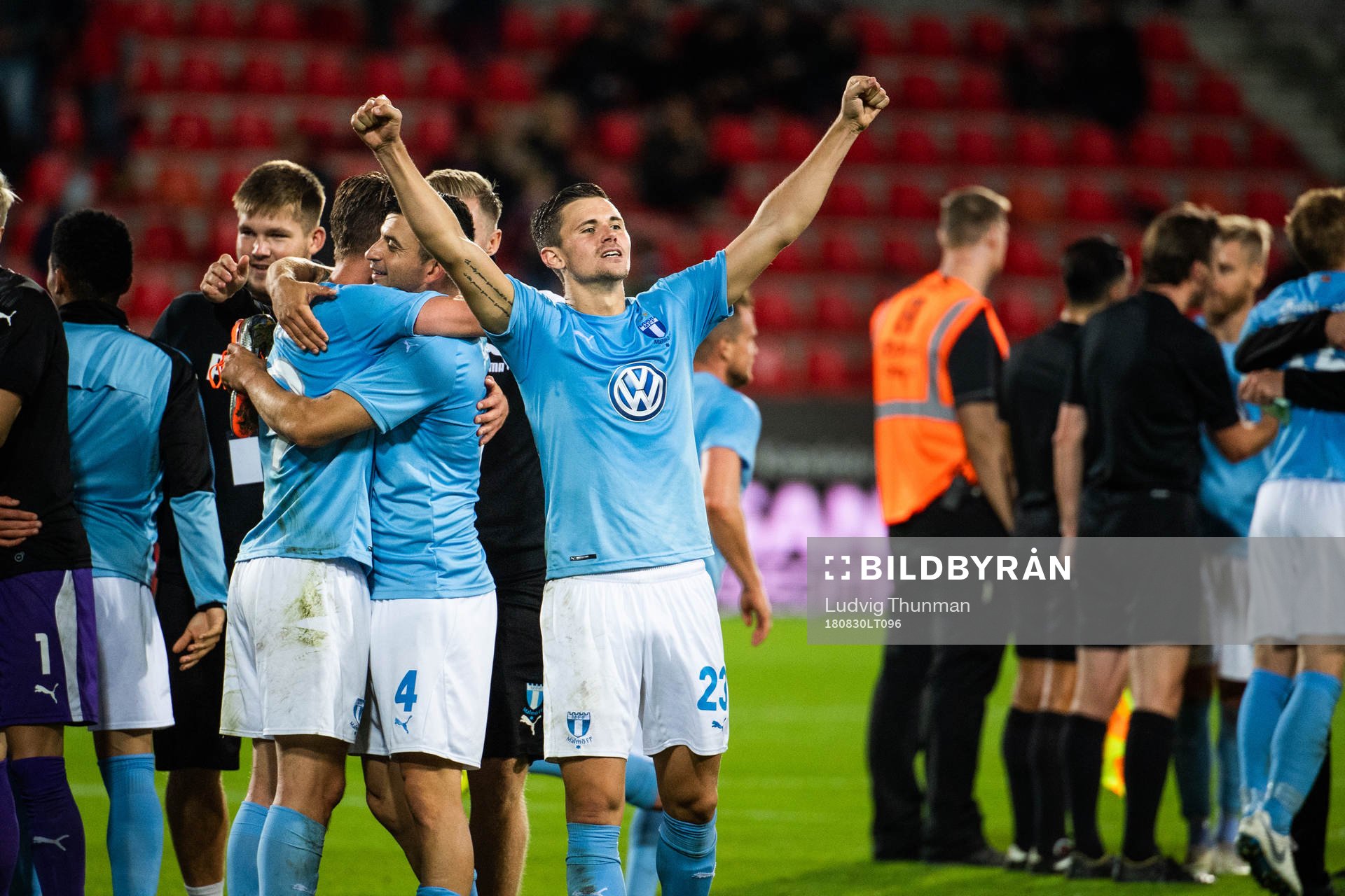 Marcus Antonsson of Malmö FF celebrates