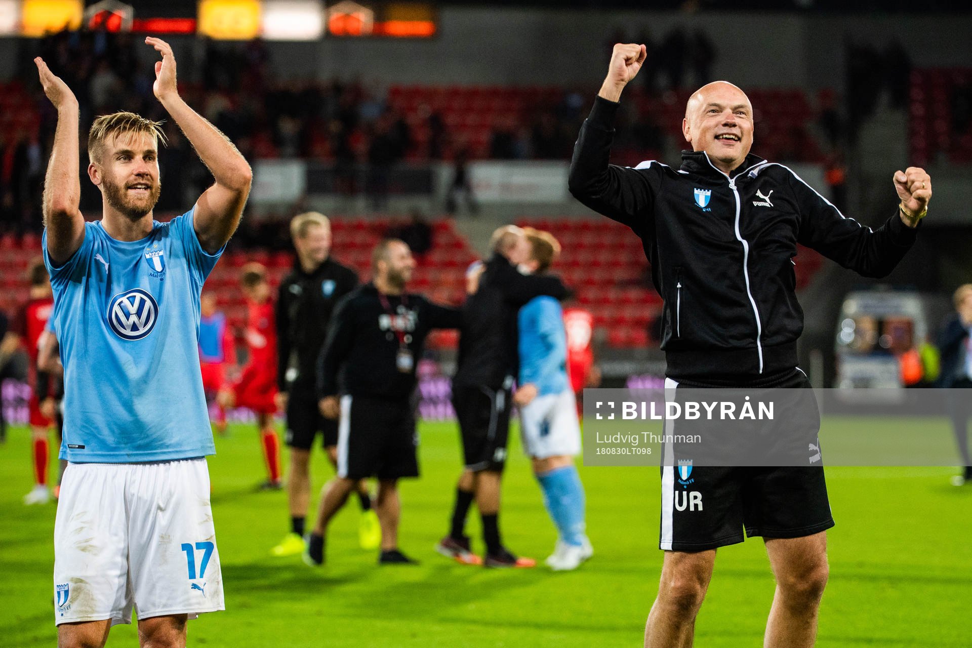 Rasmus Bengtsson and head coach Uwe Rösler of Malmö FF