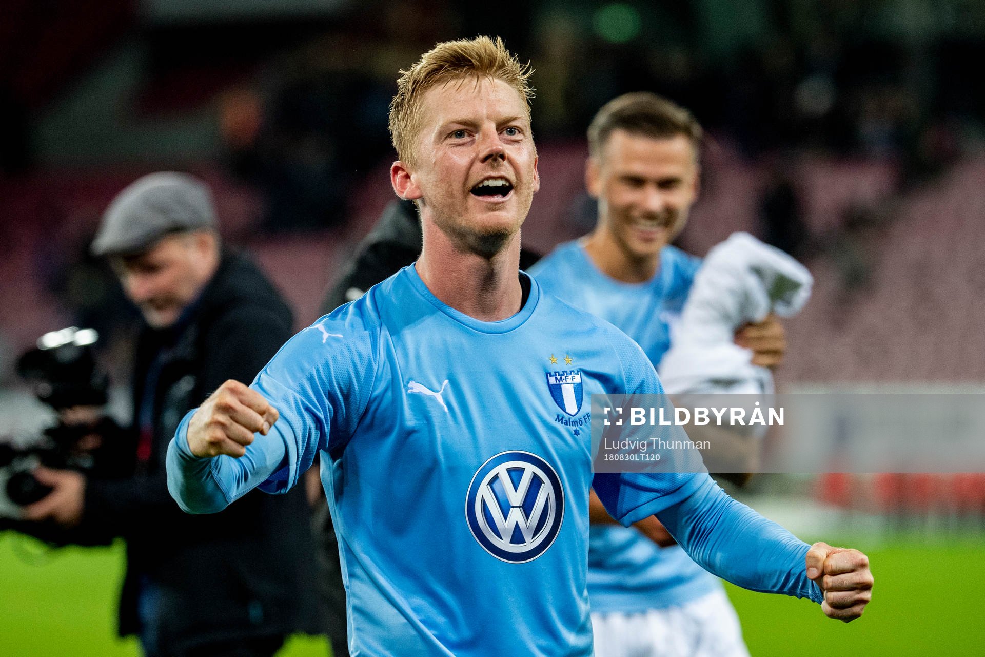 Anders Christiansen of Malmö FF celebrate