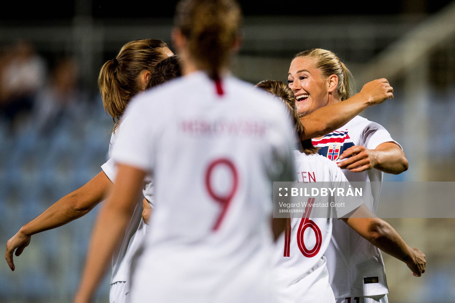 Lisa-Marie Karlseng Utland of Norway celebrates with her