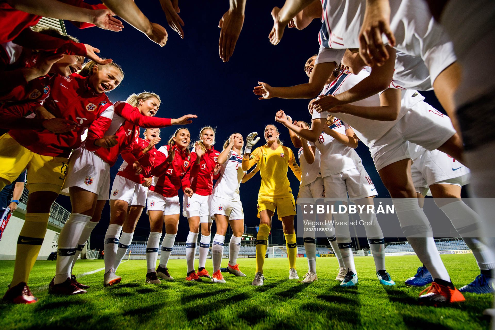 Goalkeeper Cecilie Fiskerstrand, Ingrid Marie Spord, Synne