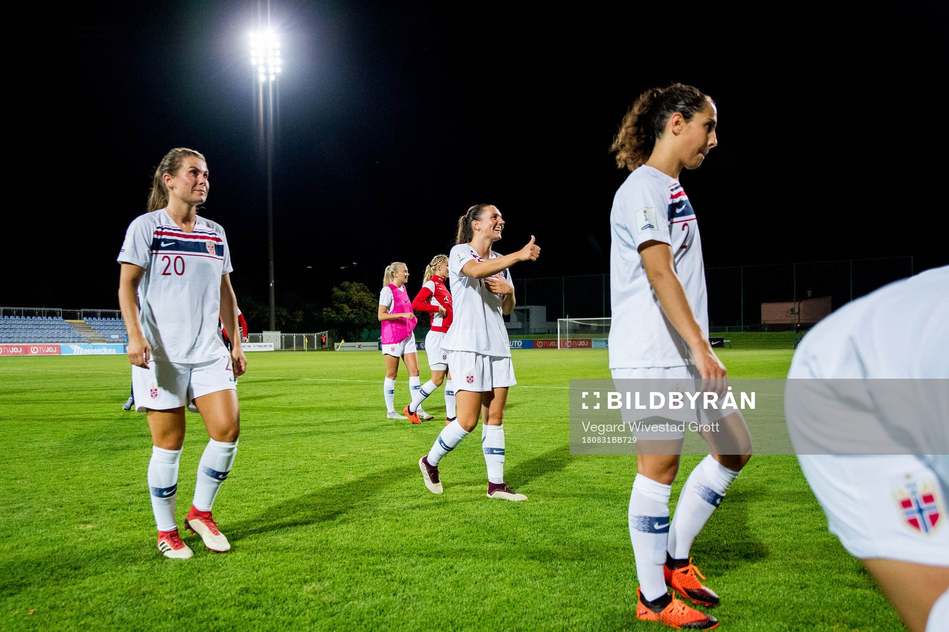 Vilde Bøe Risa of Norway celebrate