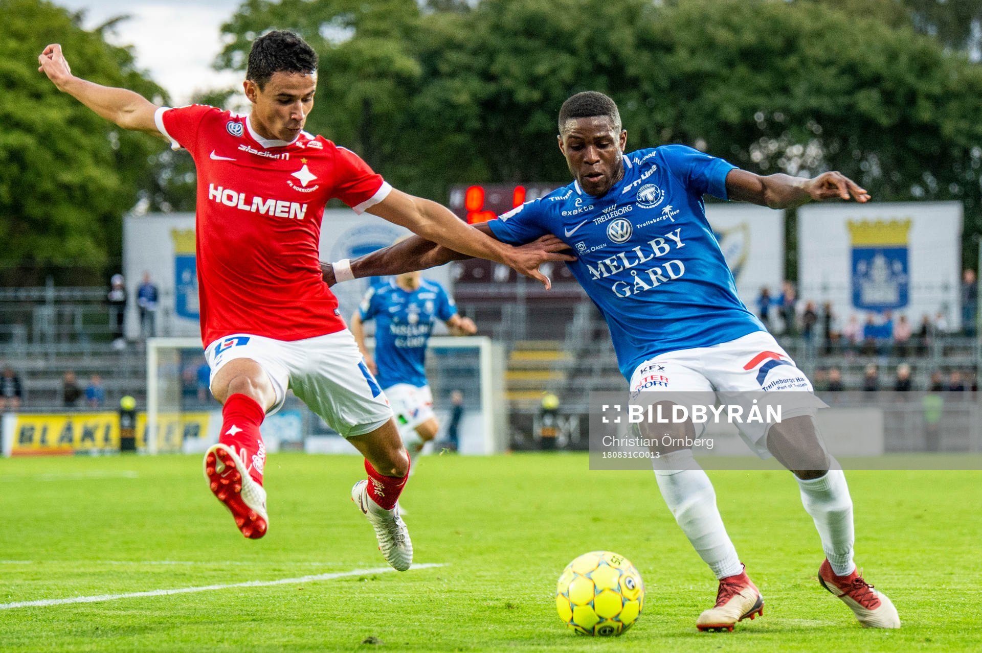 Norrköpings Ian Smith mot Trelleborgs Kofi Sarkodie
