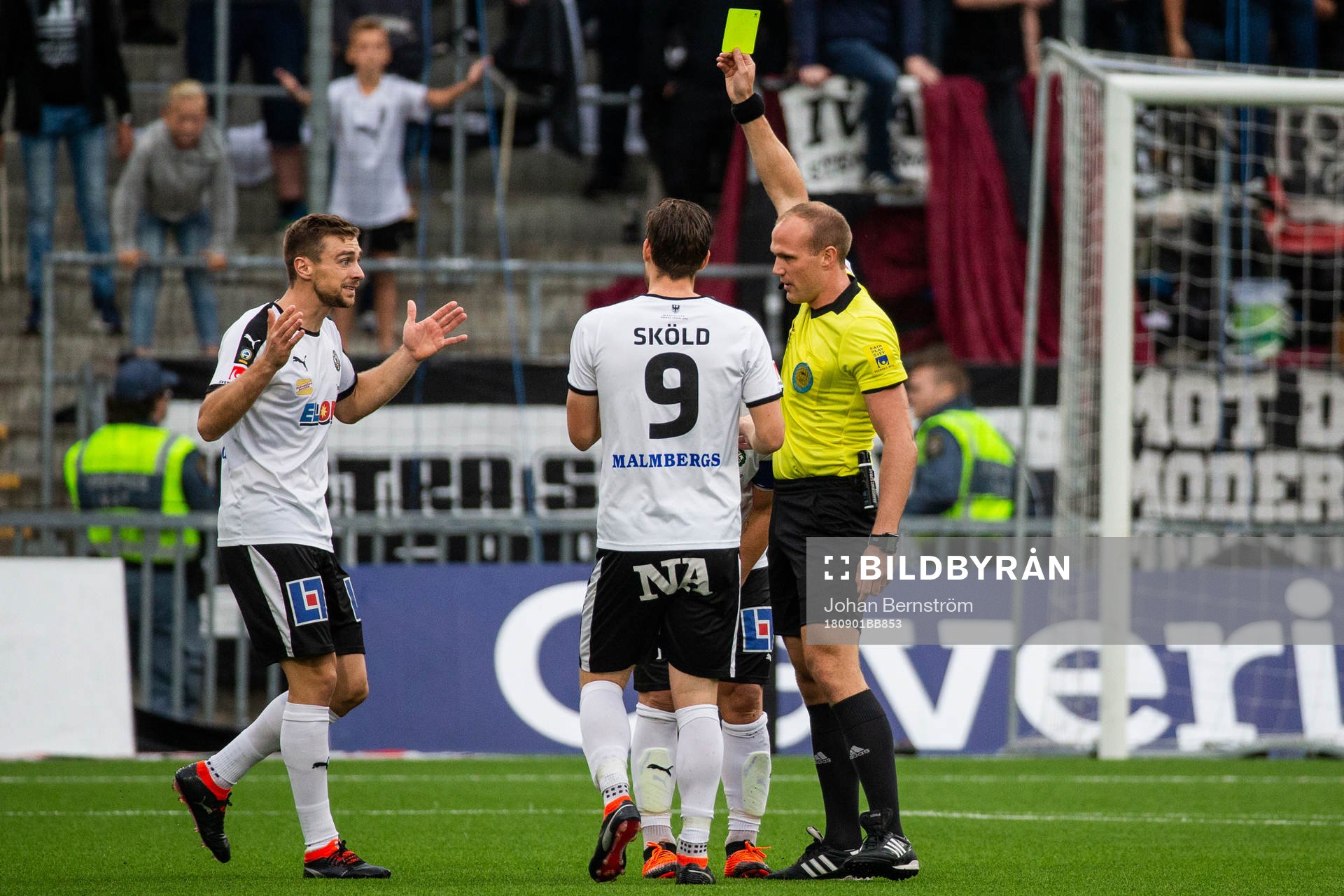 Örebros Filip Rogic blir varnad