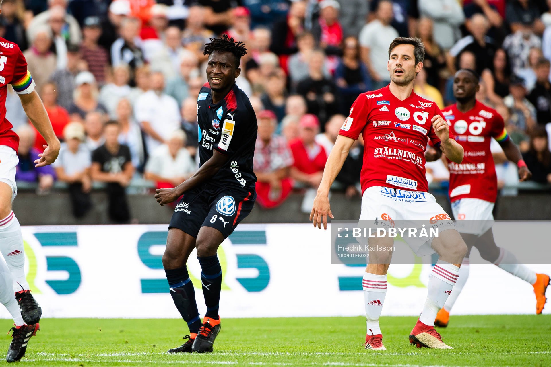 Helsingborgs Mamudu Moro och Degerfors Marcus de Bruin