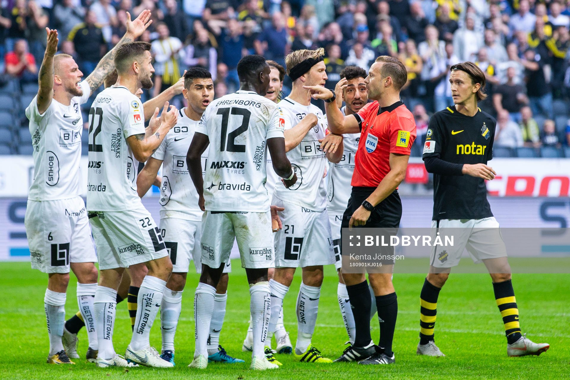 Häckens Rasmus Lindgren , Paulinho, Elohor Ekpolo, Joona