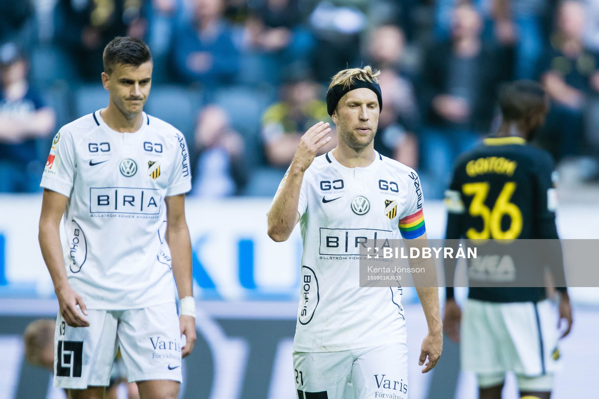 Häckens Rasmus Lindgren och Alexander Jeremejeff deppar