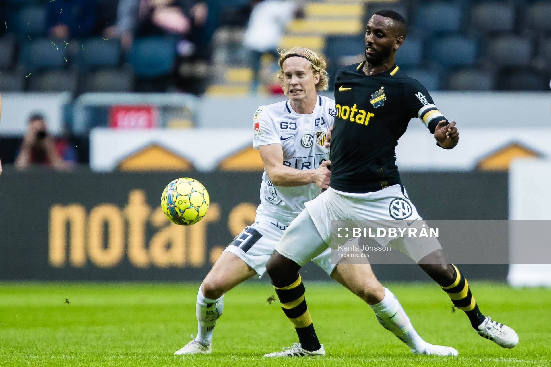 s Henok Goitom och Häckens Gustav Berggren