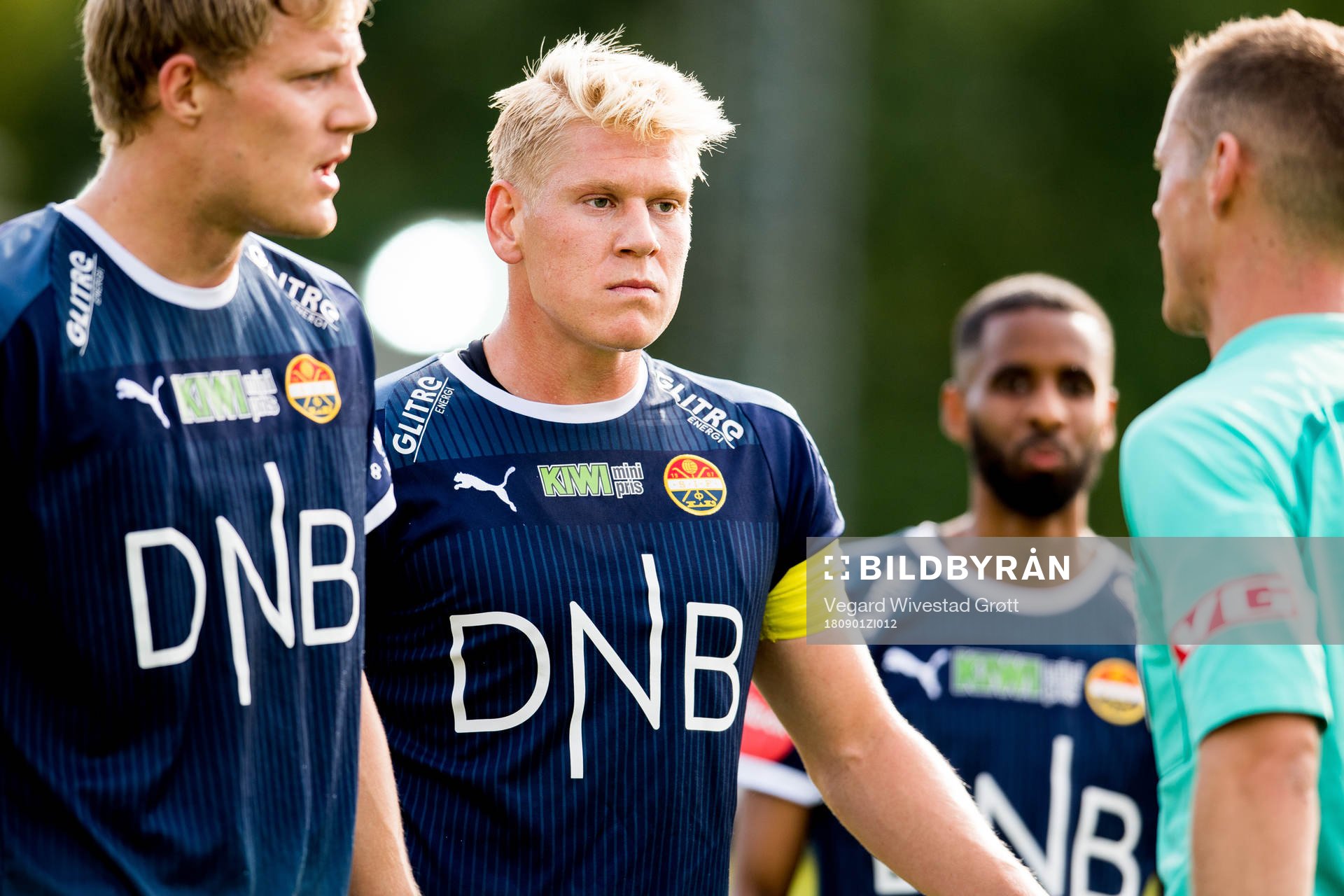 Jakob Glesnes of Strømsgodset argues with the referee