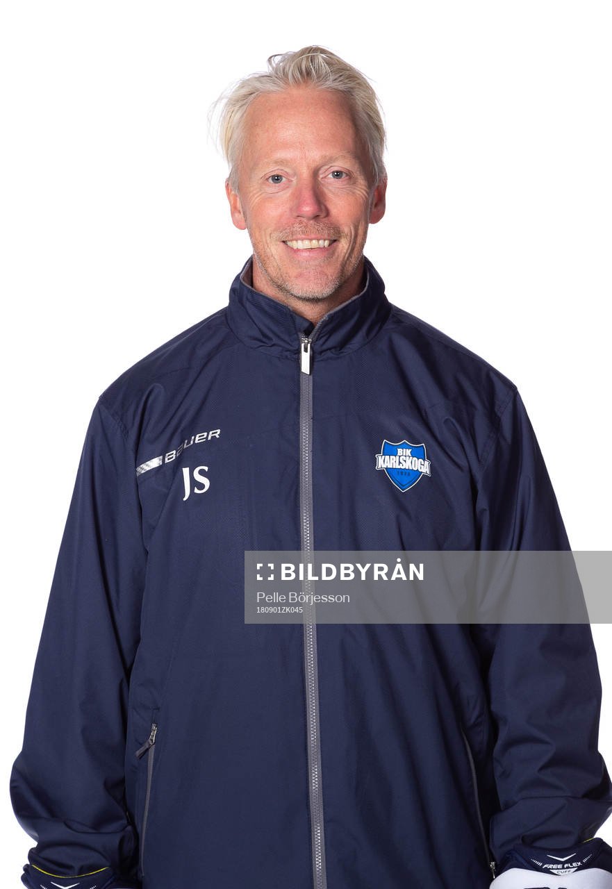 s Assisterande tränare Johan Schoultz
