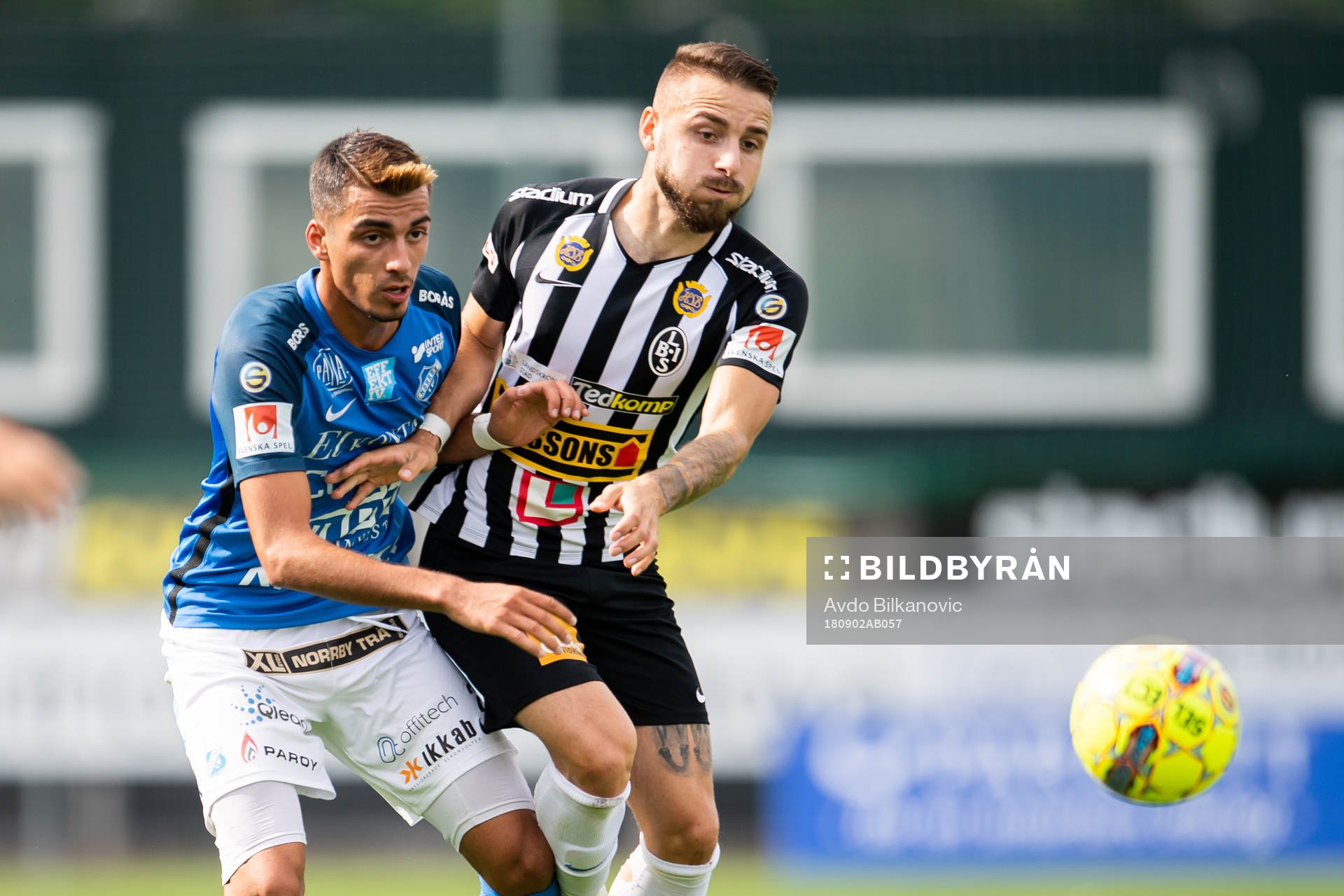 Landskronas Filip Pivkovskioch Norrby Abbas Mohamad