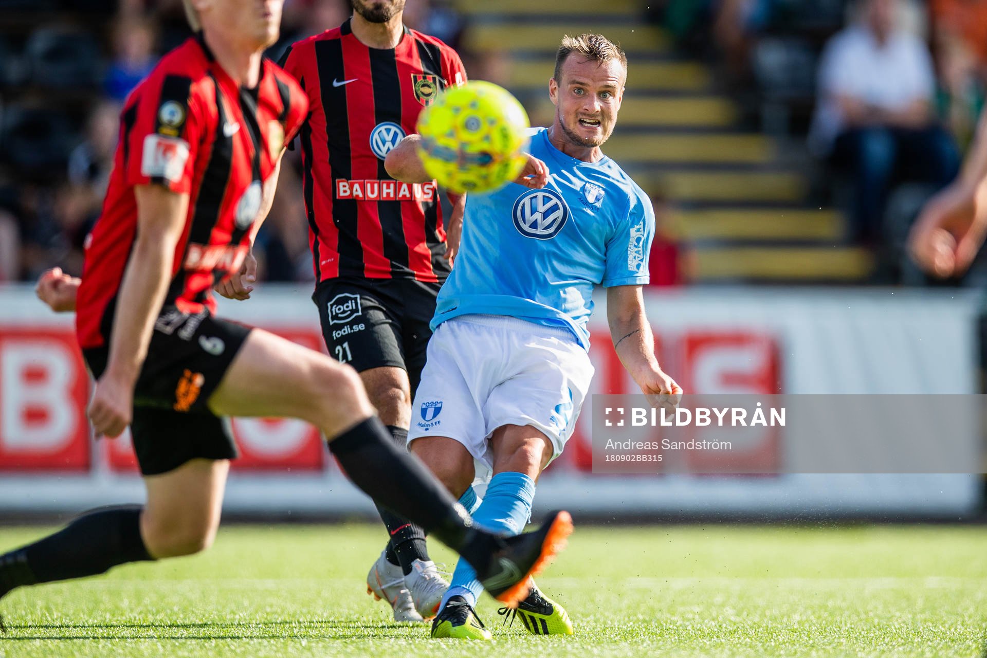 Malmö FFs Eric Larsson gör 2-0