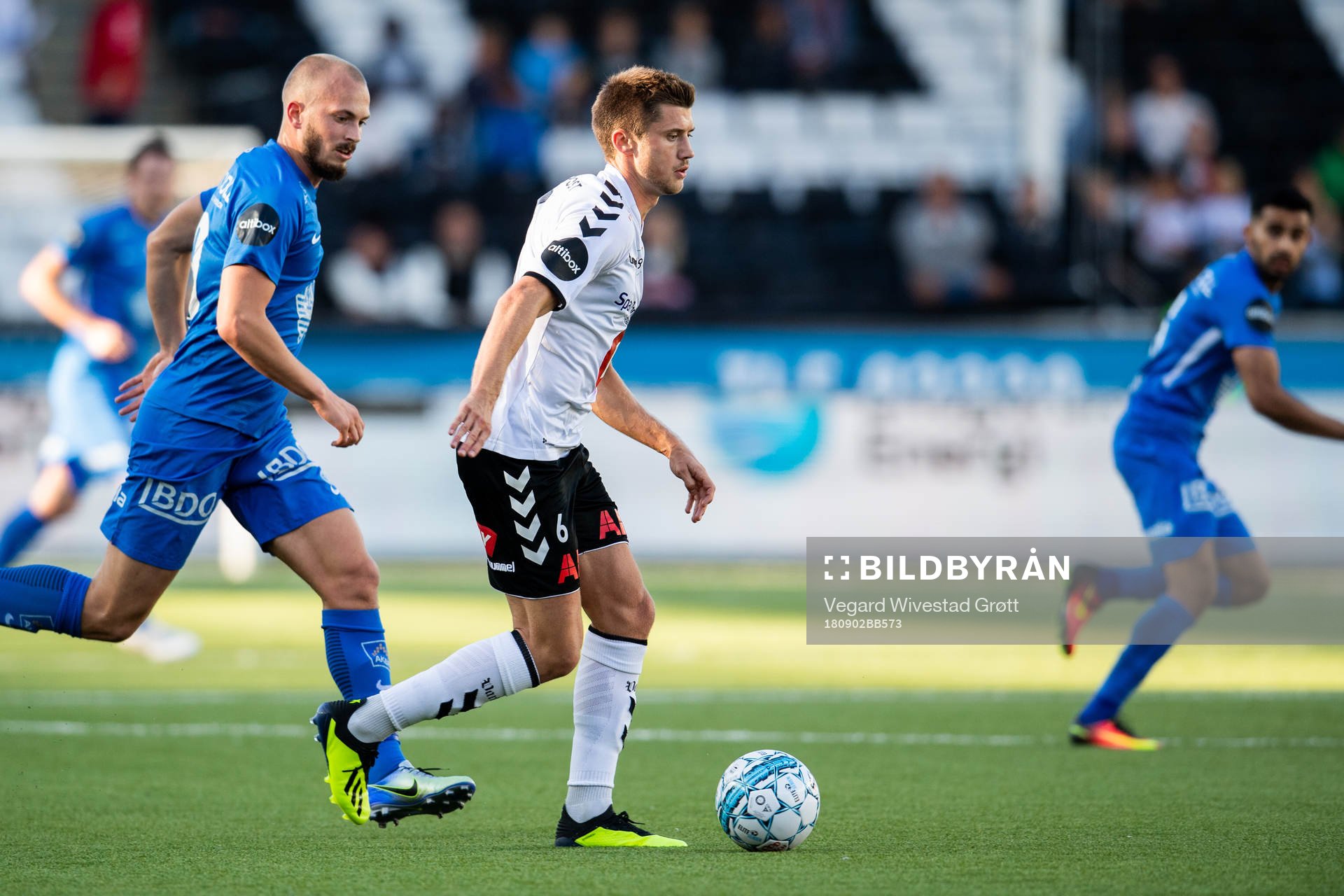 Eirik Hestad of Molde and Vebjørn Alvestad Hoff of Odd