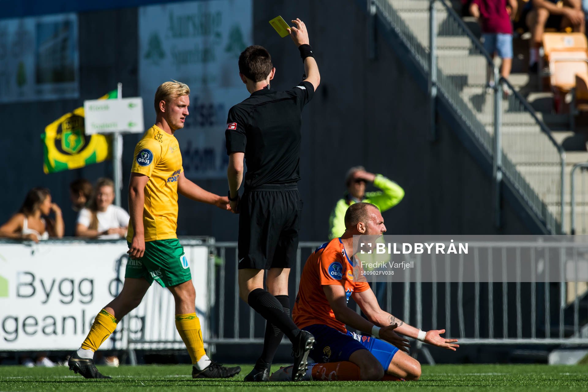 Aron Elís Thrándarson of Aalesund reacts after his second yellow card during the OBOS-ligaen match between Ull/Kisa and Aalesund on September 2, 2018 in Jessheim.