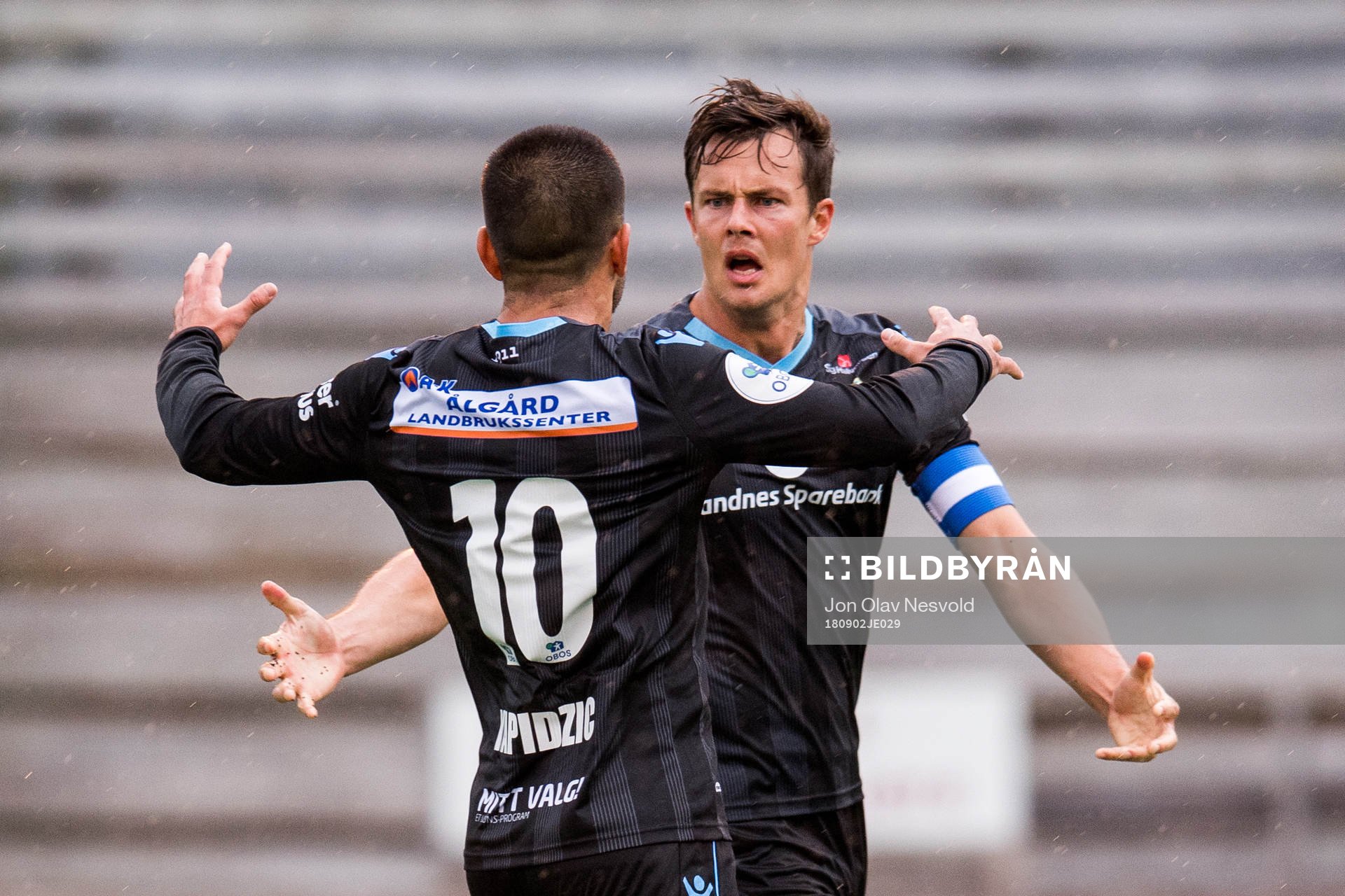 Sanel Kapidzic and Niels Vorthoren of Sandnes Ulf celebrate