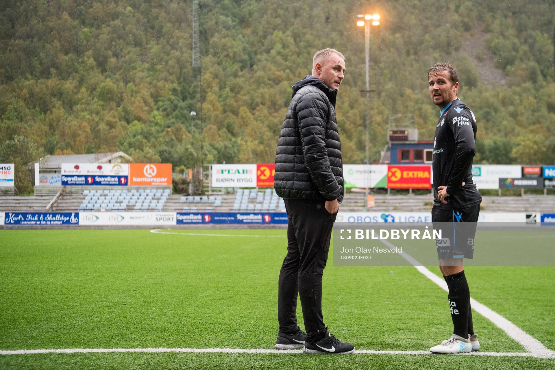 Bjørnar Holmvik of Sandnes Ulf and Bengt Sæternes, head